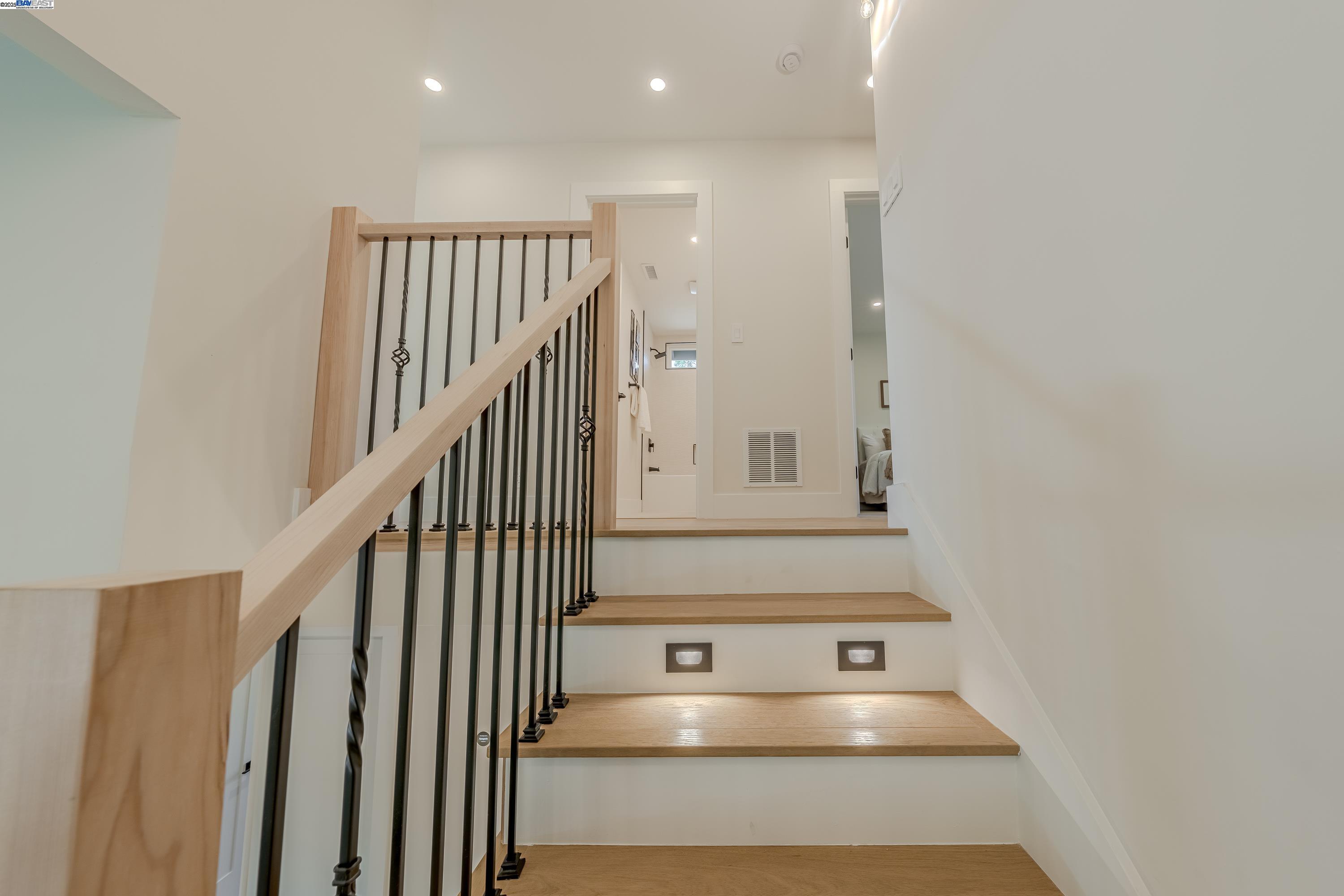 Detail Gallery Image 27 of 47 For 311 Foxboro Ct, San Ramon,  CA 94583 - 4 Beds | 2/1 Baths