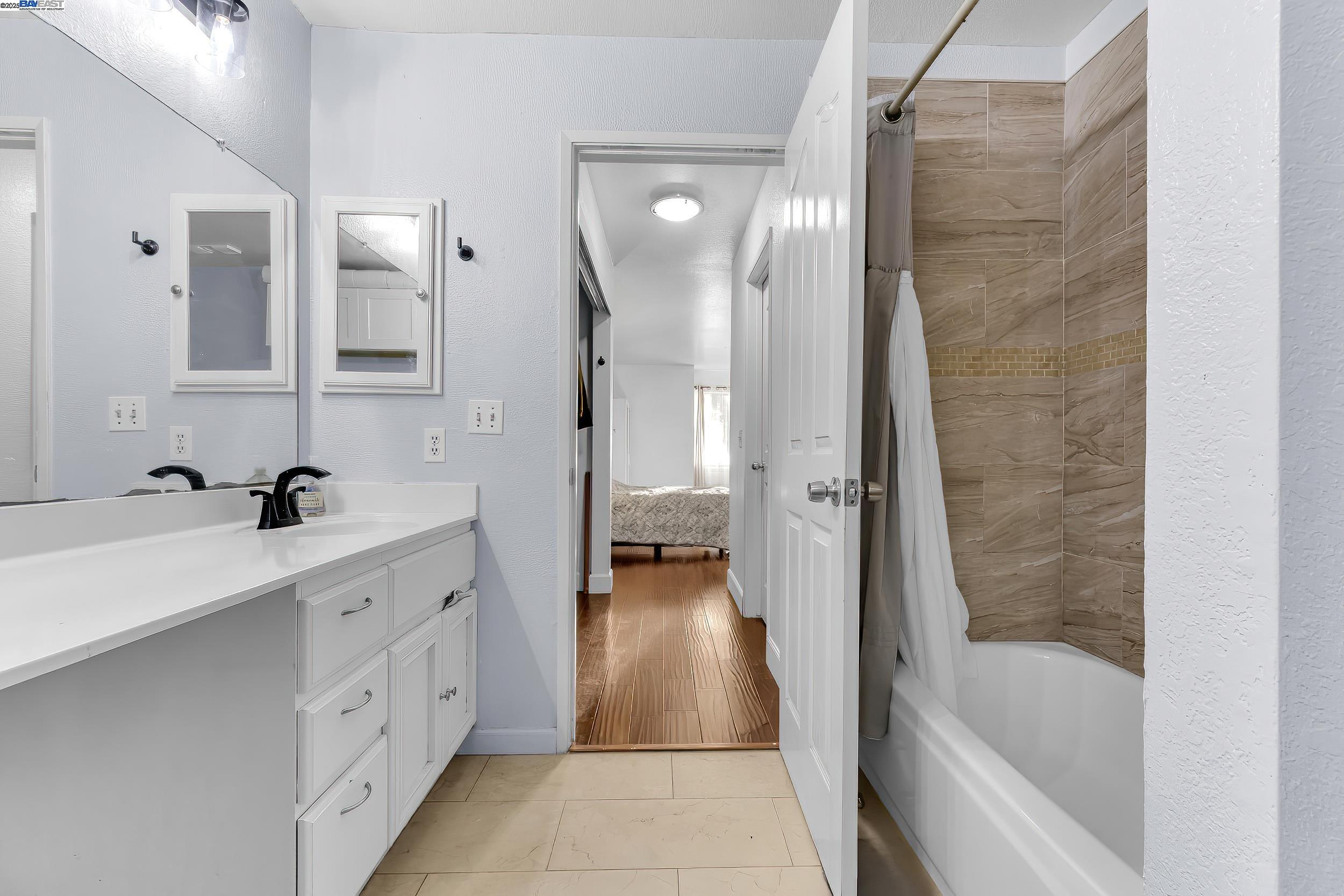 Photo #18: 41118630 Listing: Photo #18