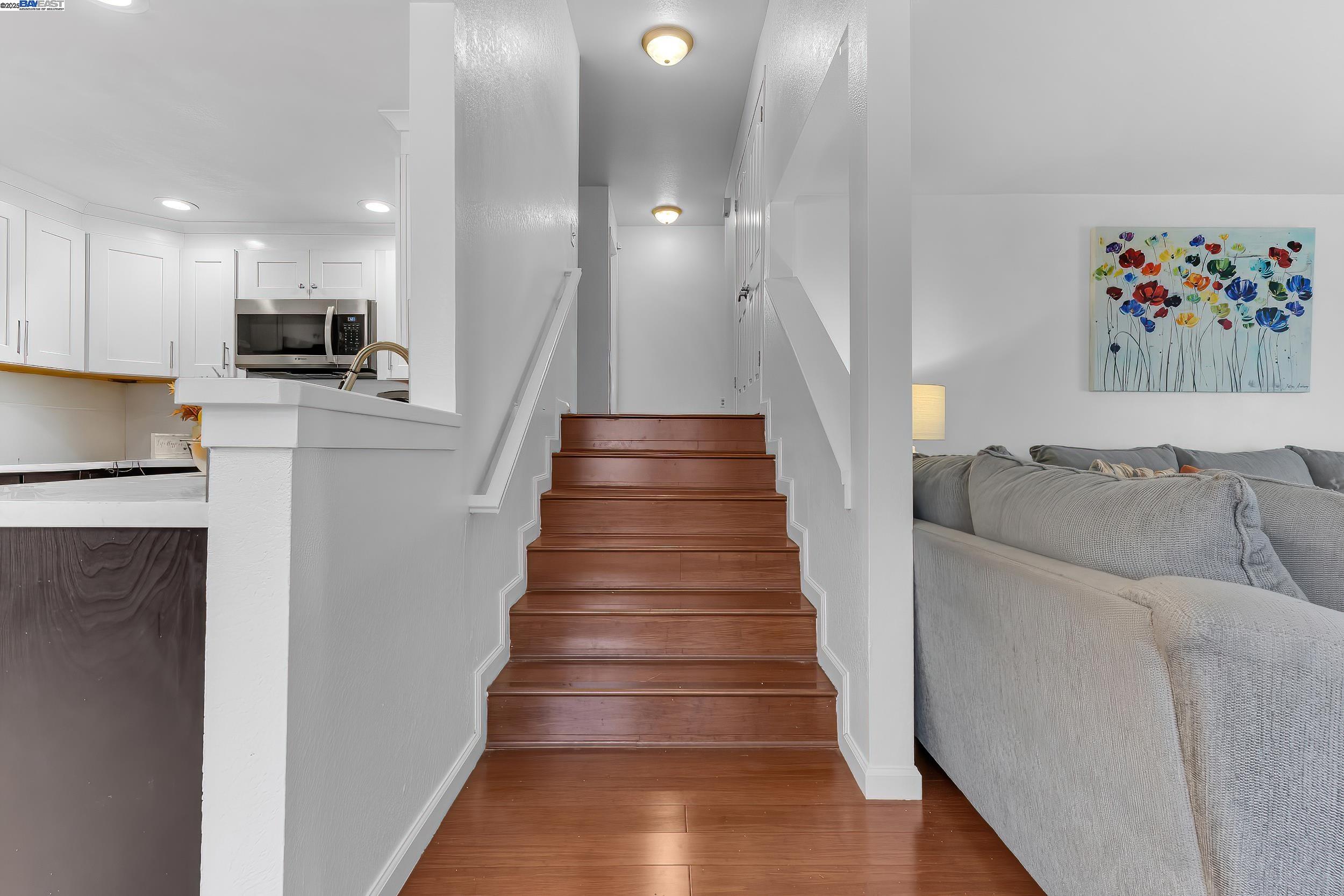 Photo #6: 41118630 Listing: Photo #6