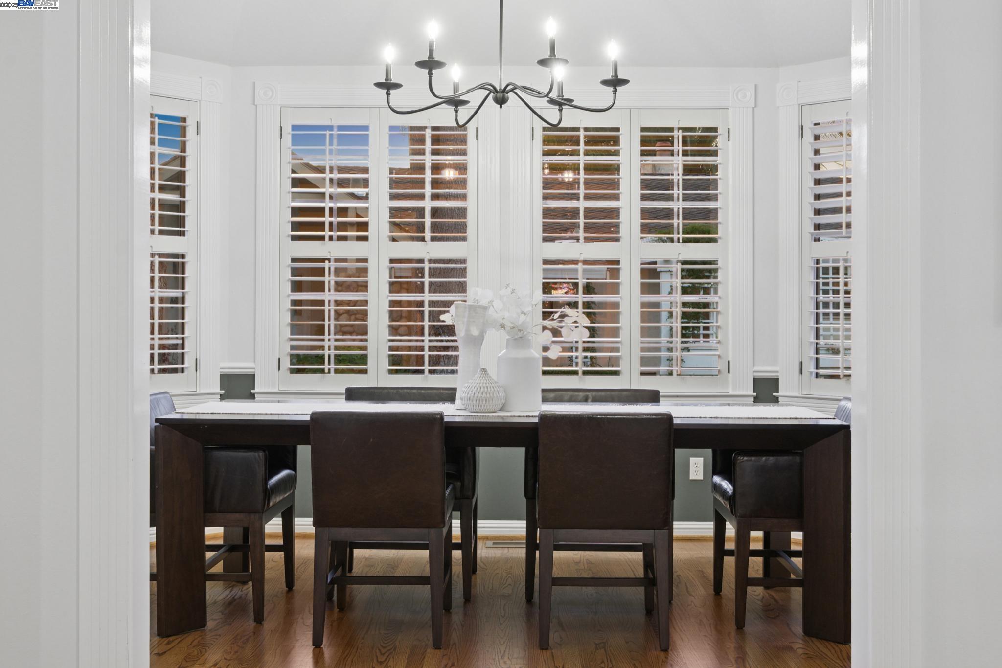 Detail Gallery Image 11 of 55 For 3801 Mohr Ave, Pleasanton,  CA 94588 - 4 Beds | 3 Baths