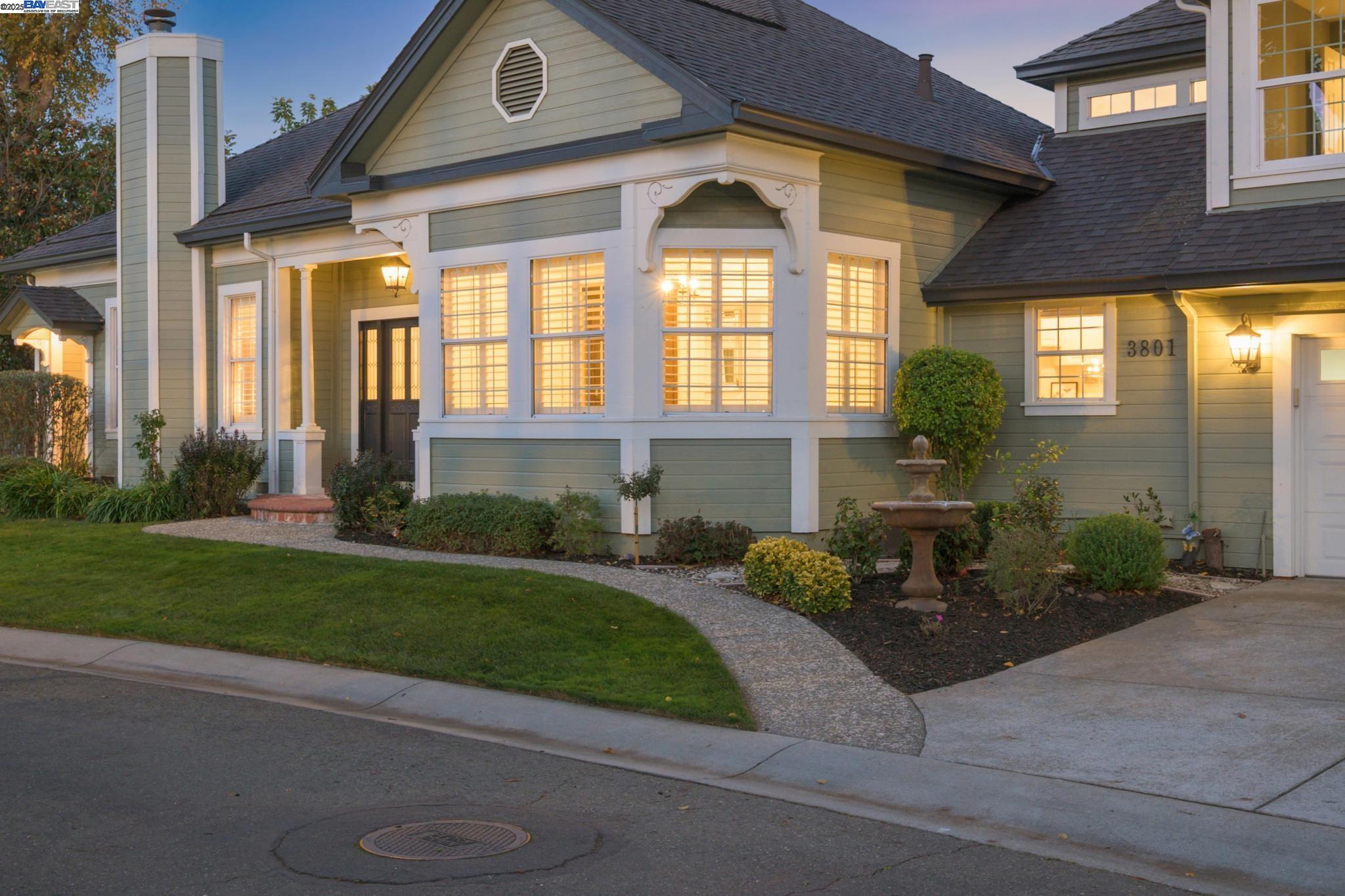 Detail Gallery Image 3 of 55 For 3801 Mohr Ave, Pleasanton,  CA 94588 - 4 Beds | 3 Baths