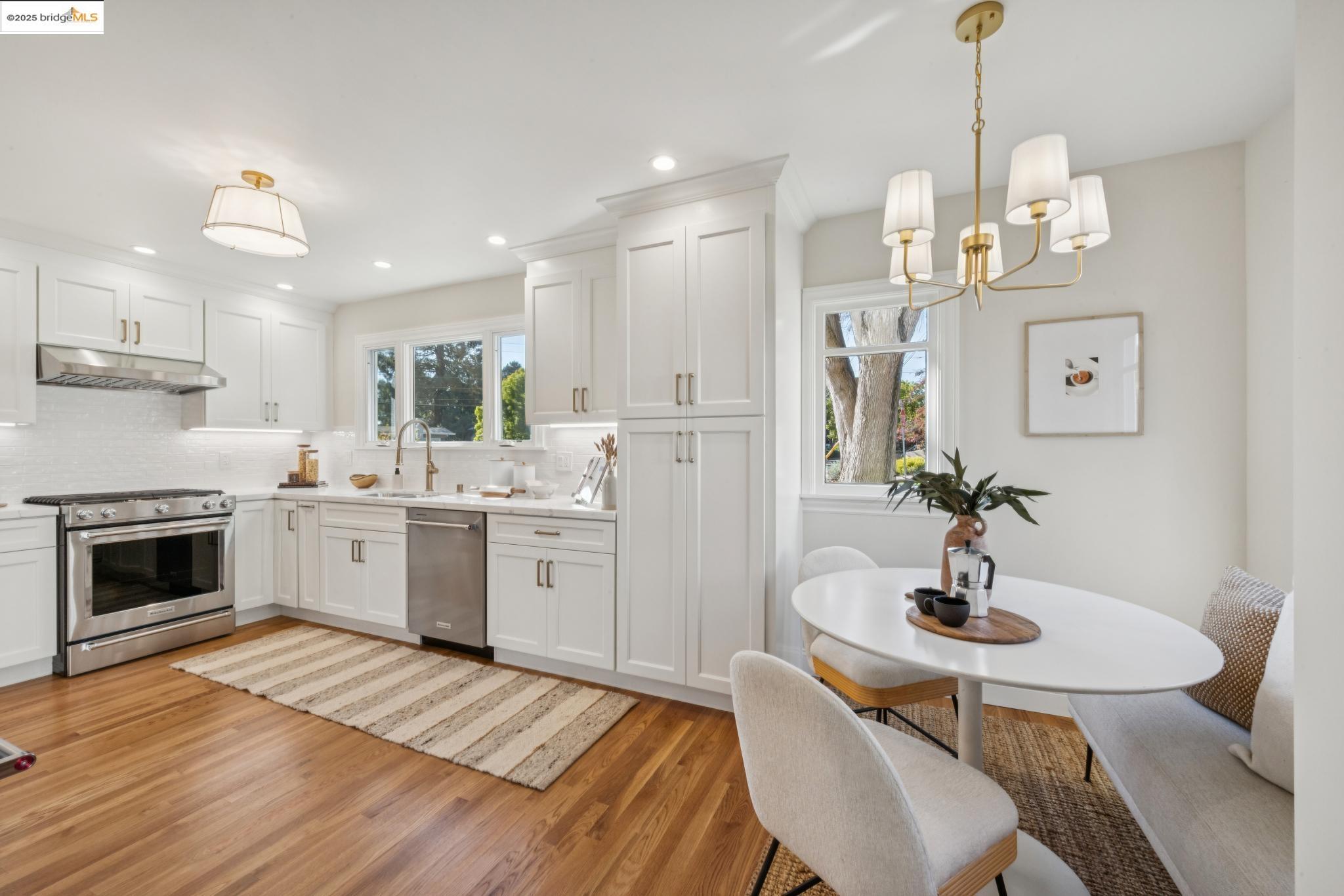 Detail Gallery Image 20 of 57 For 1833 Sonoma, Berkeley,  CA 94707 - 3 Beds | 2 Baths