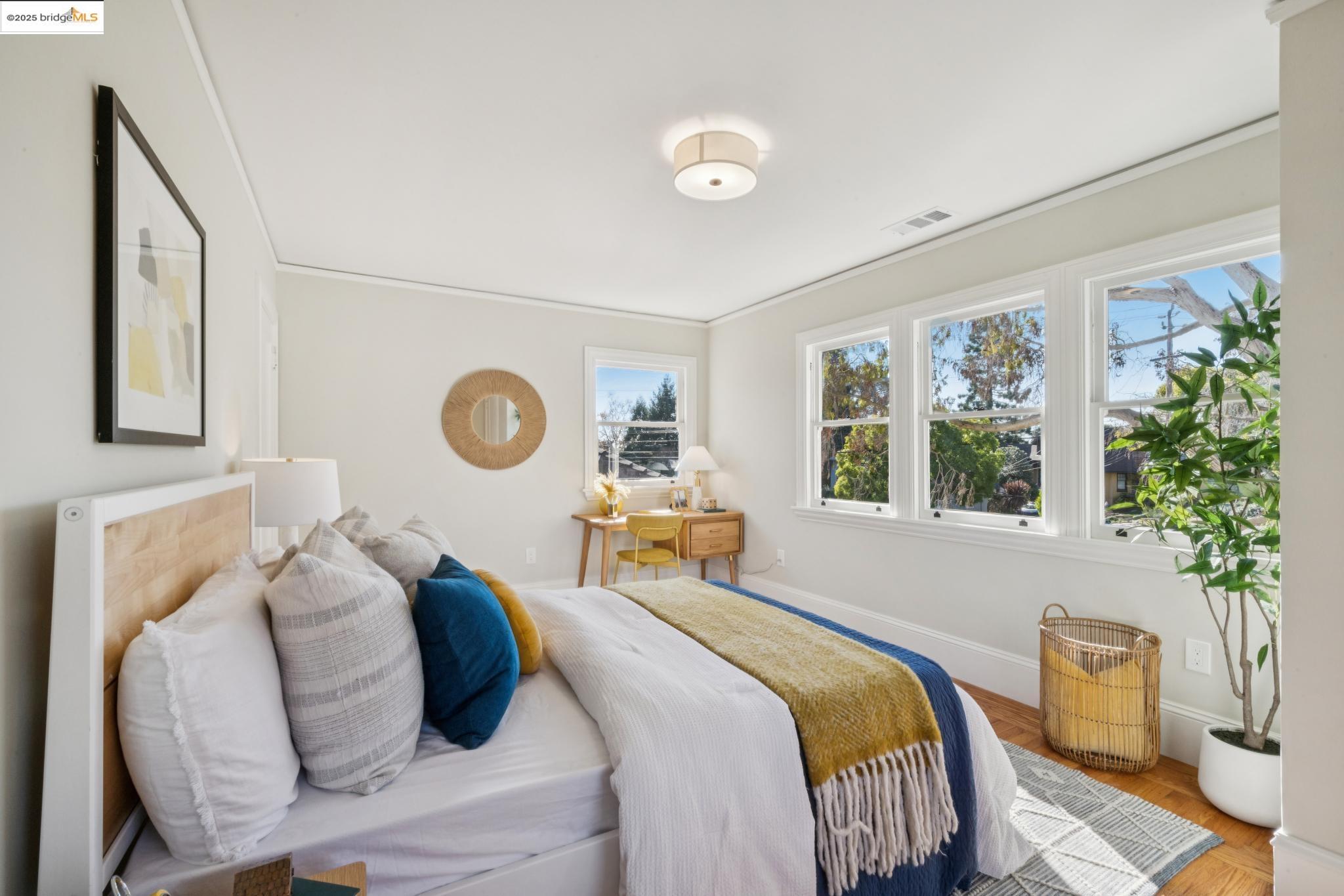 Detail Gallery Image 28 of 57 For 1833 Sonoma, Berkeley,  CA 94707 - 3 Beds | 2 Baths