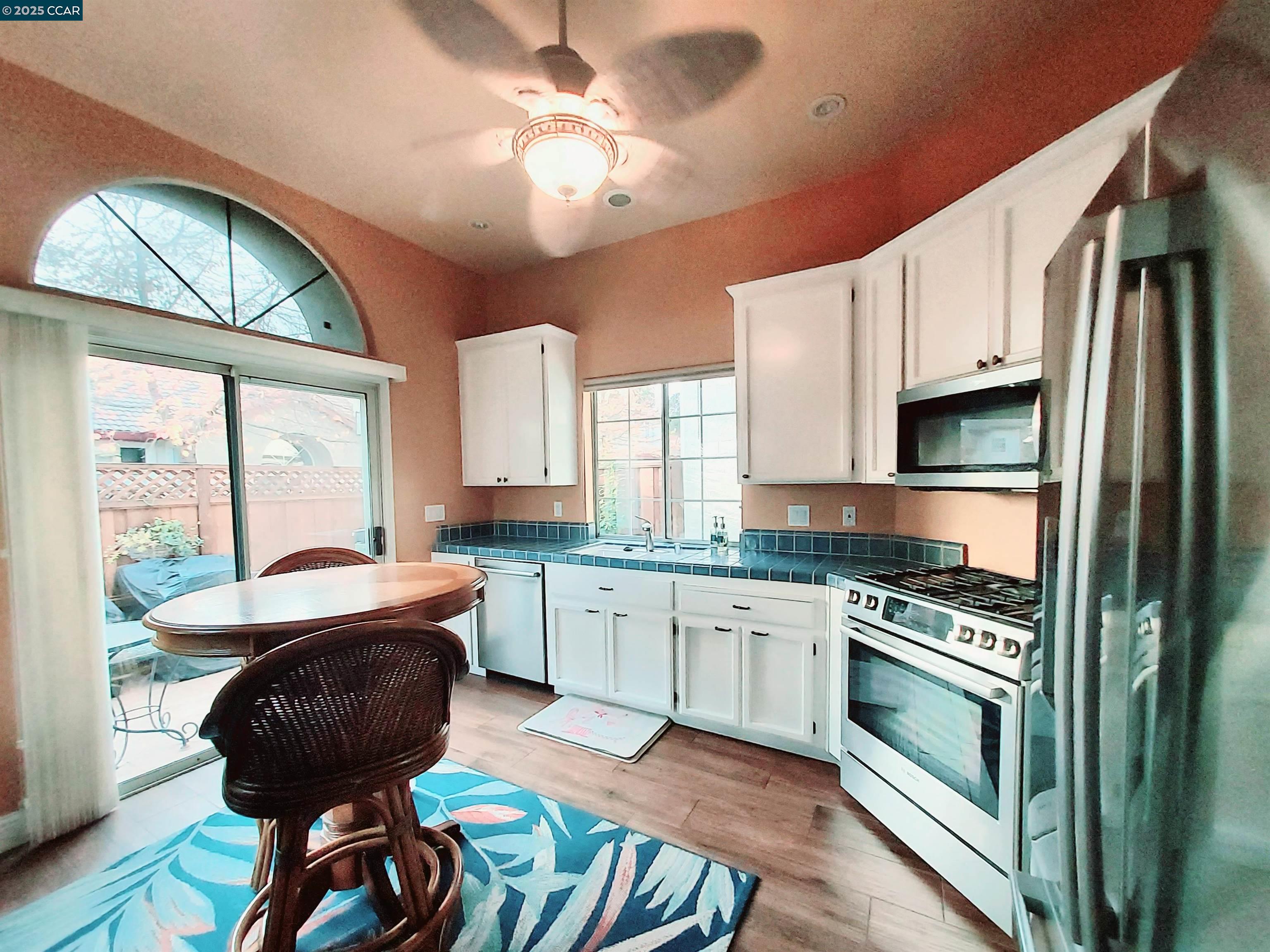 Photo #12: 41118633 Listing: Photo #12