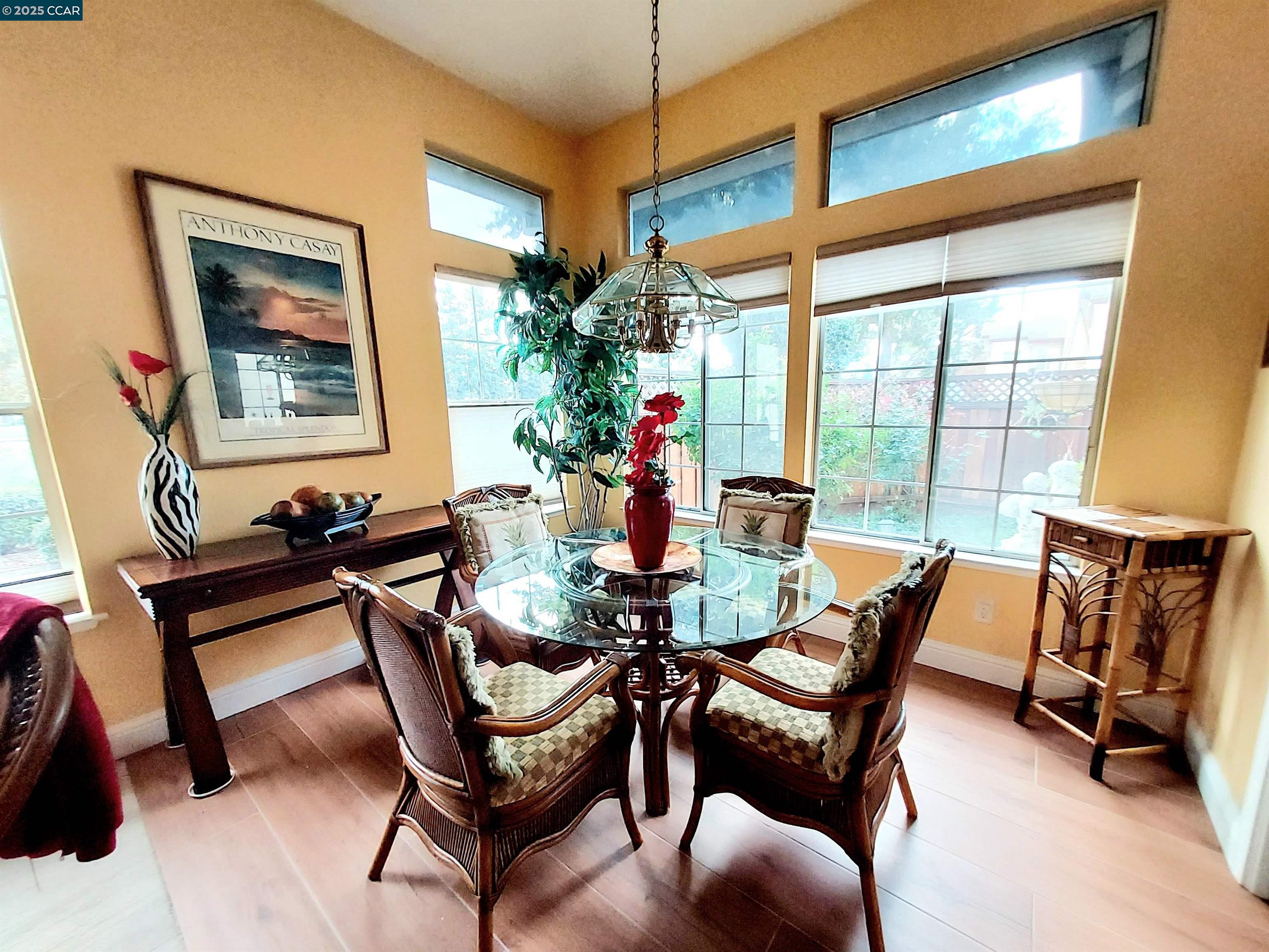 Detail Gallery Image 16 of 37 For 3080 Casadero Ct, Pleasanton,  CA 94588 - 2 Beds | 2 Baths