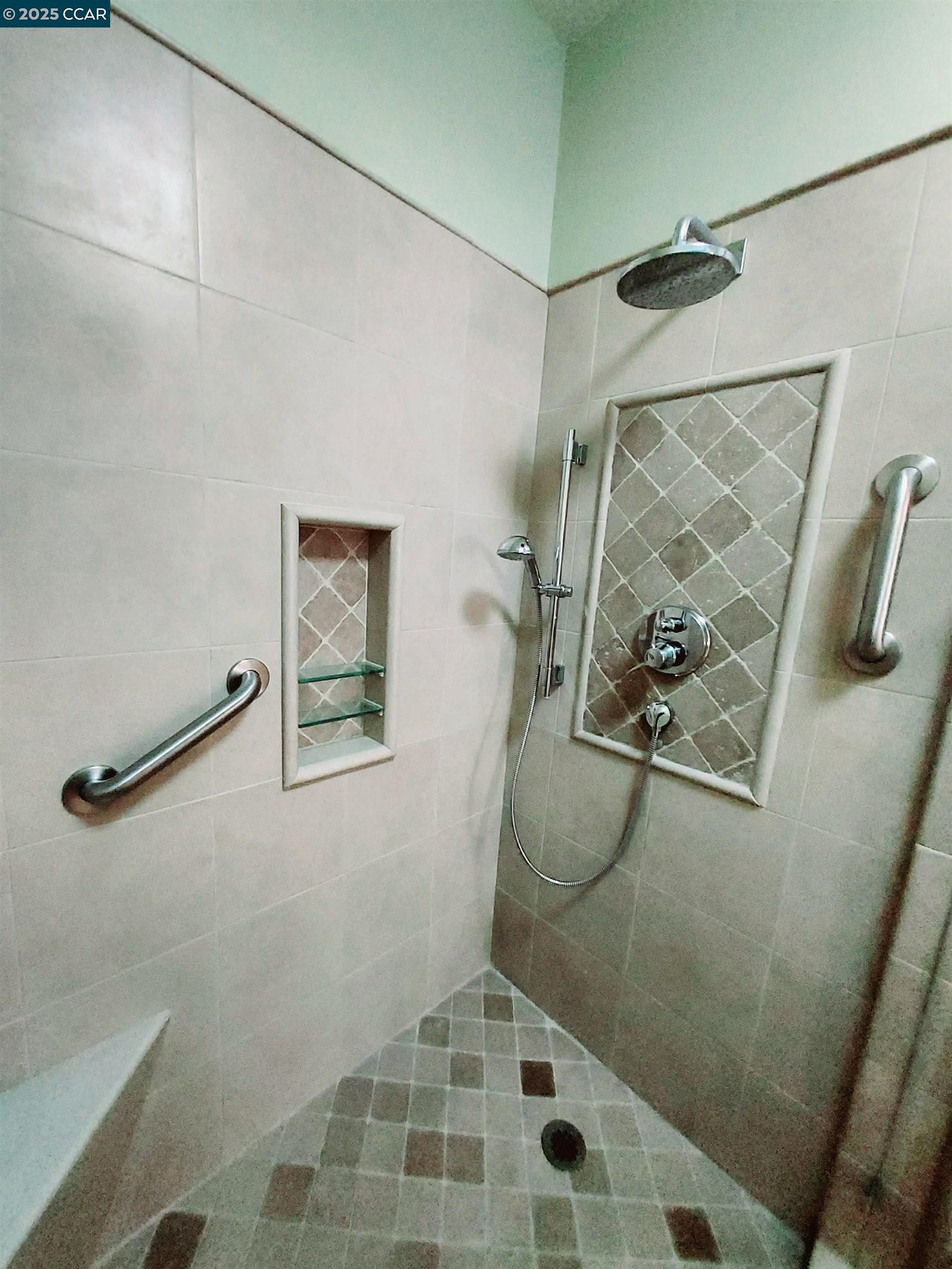 Detail Gallery Image 24 of 37 For 3080 Casadero Ct, Pleasanton,  CA 94588 - 2 Beds | 2 Baths