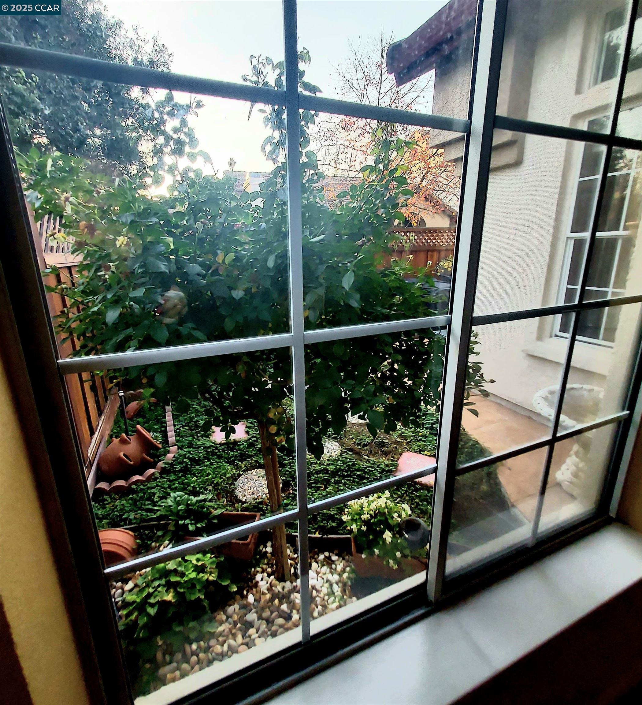 Detail Gallery Image 33 of 37 For 3080 Casadero Ct, Pleasanton,  CA 94588 - 2 Beds | 2 Baths