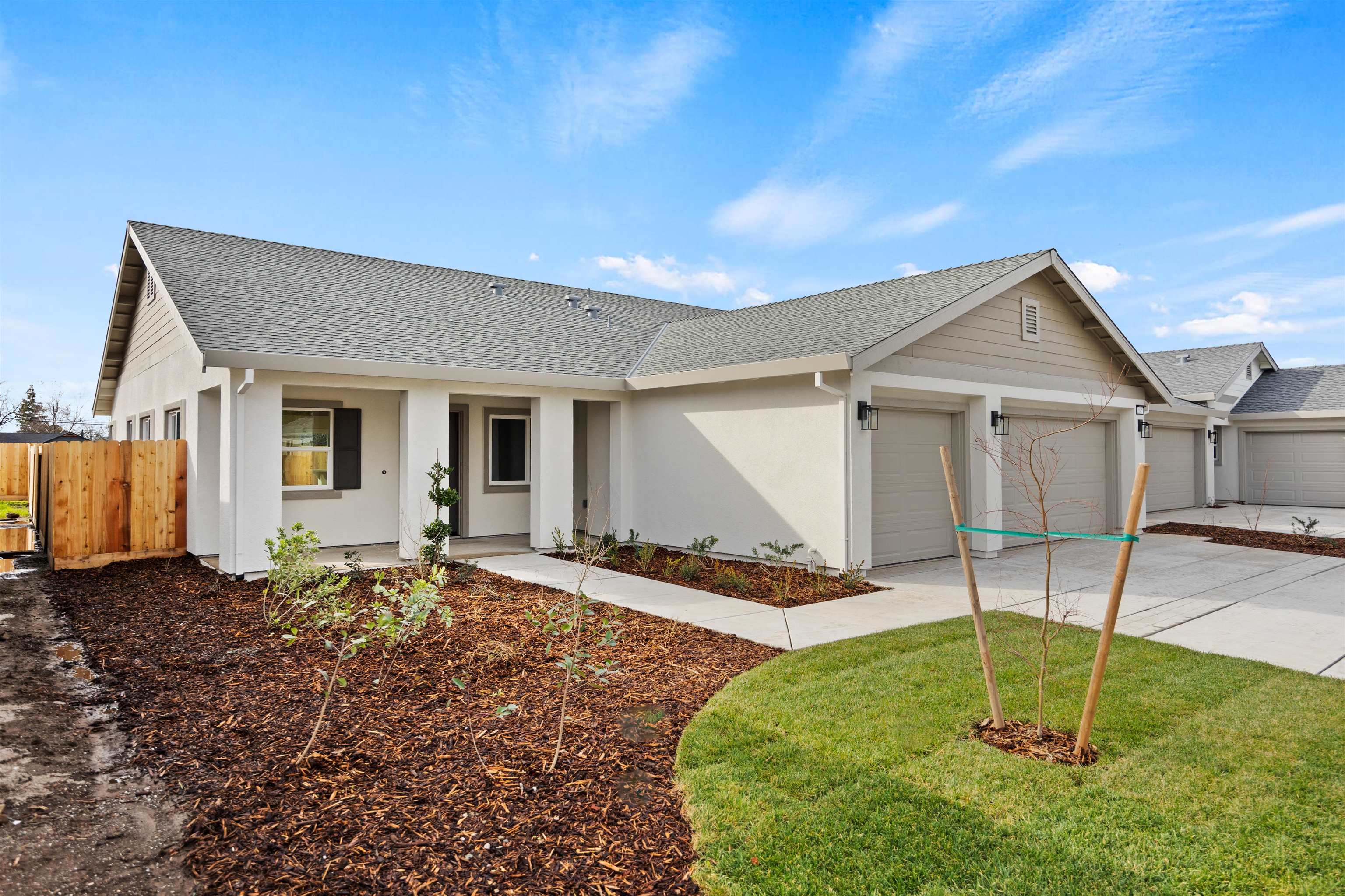 Detail Gallery Image 2 of 16 For 2645 Wesley Way, Chico,  CA 95973 - 4 Beds | 2 Baths
