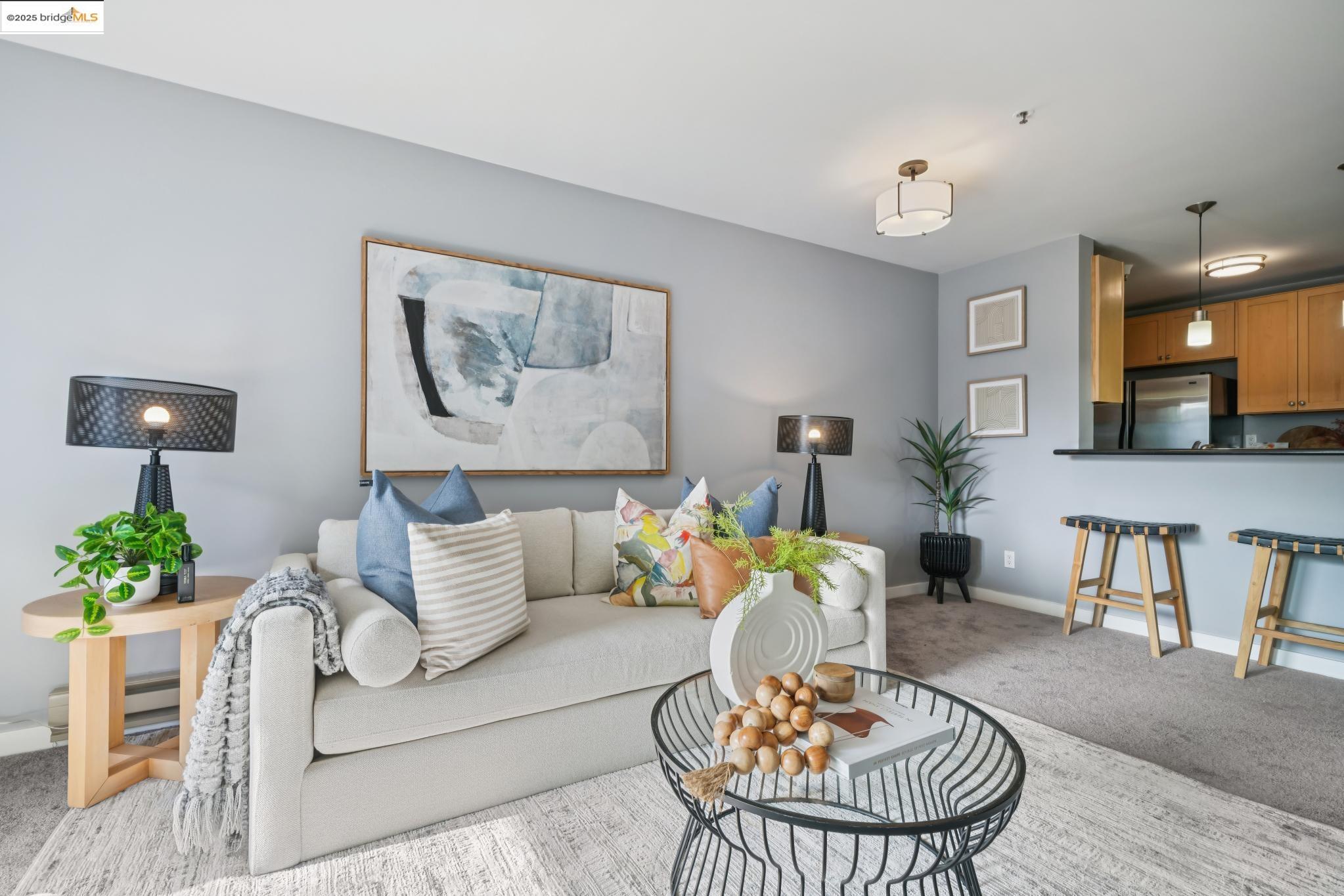 Front Image Thumbnail for EB41118638