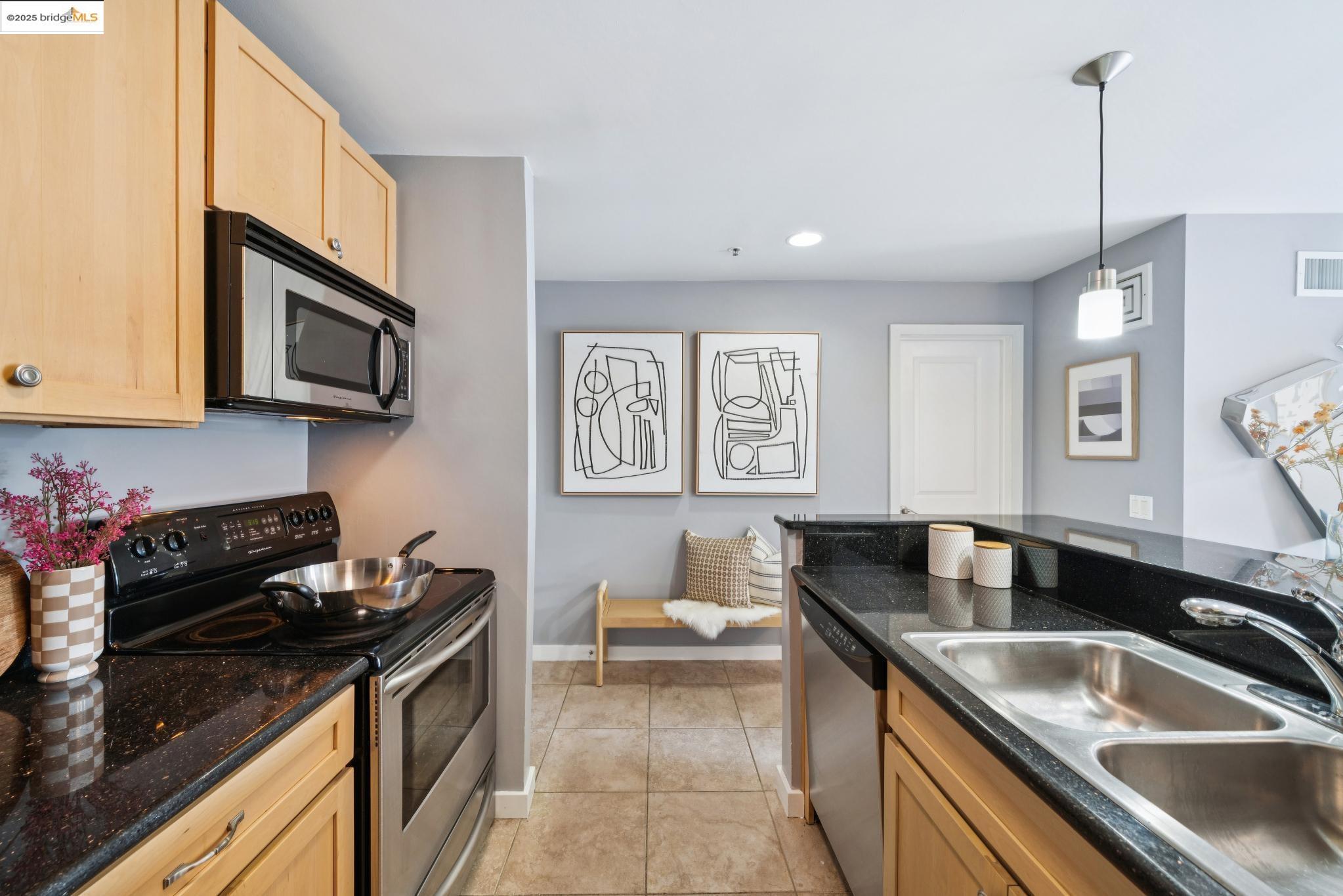 Photo #9: 41118638 Listing: Photo #9