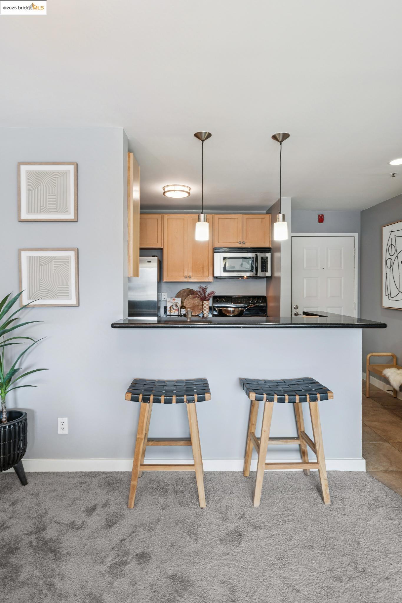 Photo #6: 41118638 Listing: Photo #6