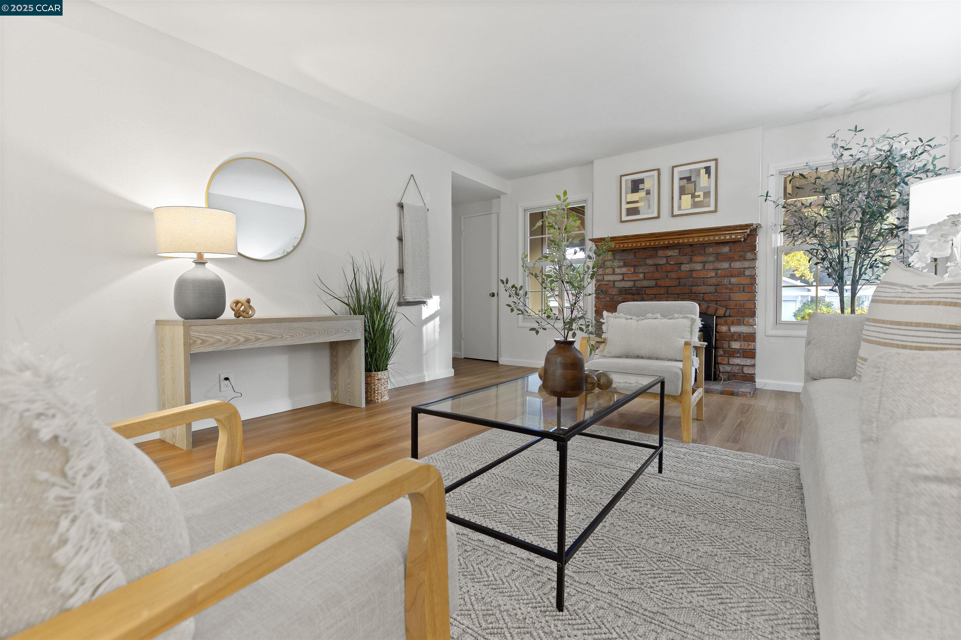 Detail Gallery Image 6 of 35 For 1412 Conejo Way, Walnut Creek,  CA 94597 - 4 Beds | 2 Baths