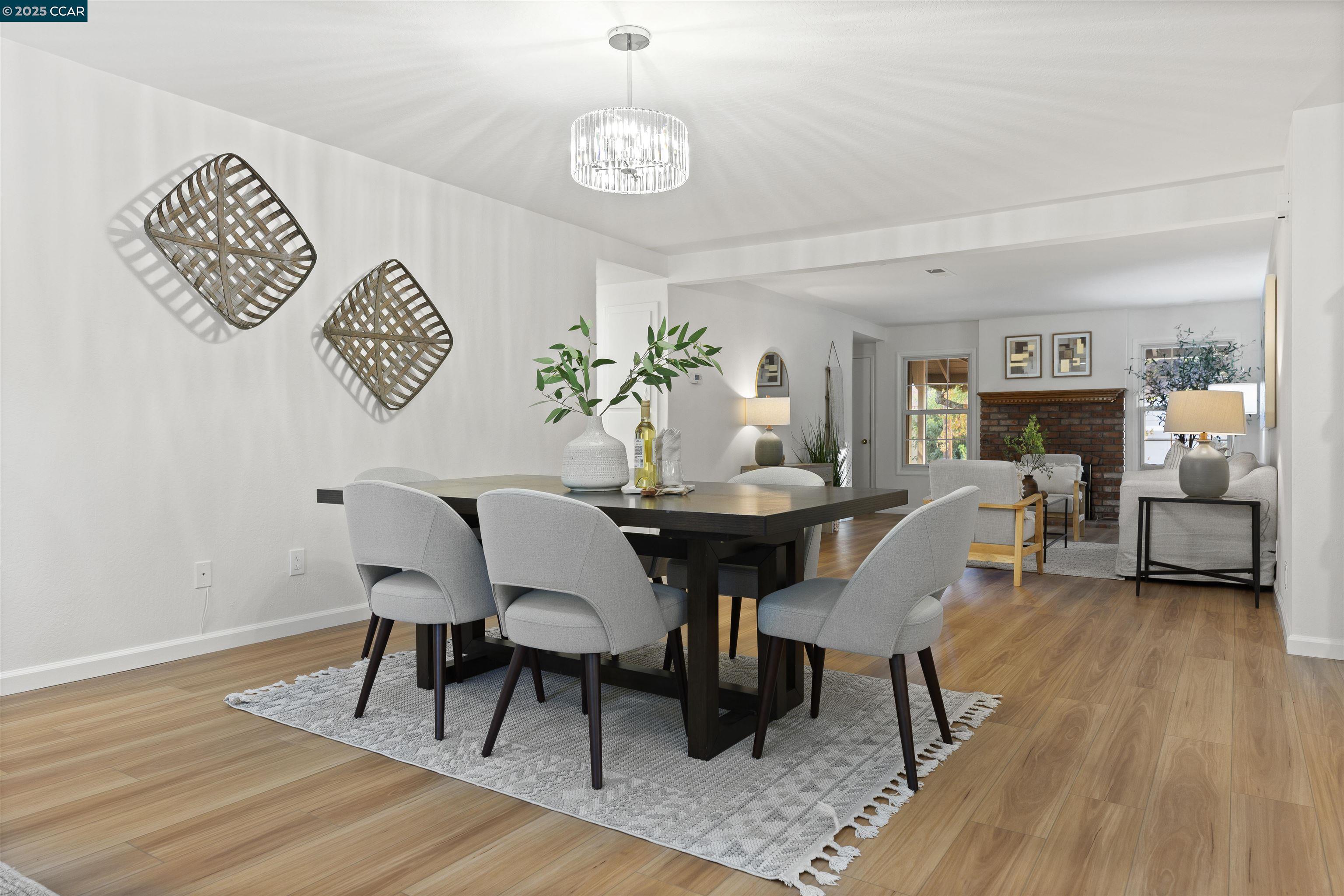 Detail Gallery Image 10 of 35 For 1412 Conejo Way, Walnut Creek,  CA 94597 - 4 Beds | 2 Baths