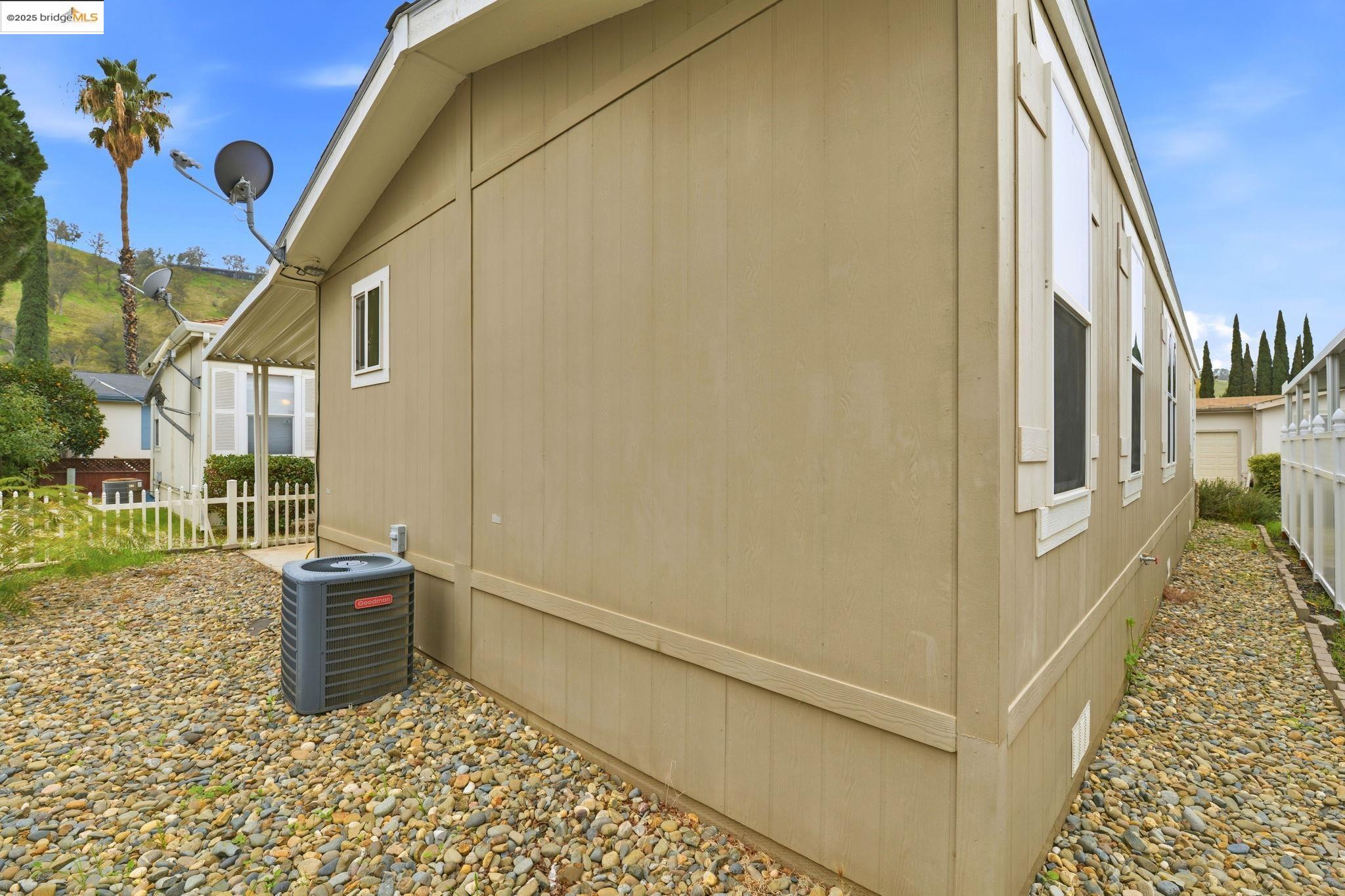 Detail Gallery Image 32 of 34 For 16711 Marsh Creek Rd #111,  Clayton,  CA 94517 - 2 Beds | 2 Baths