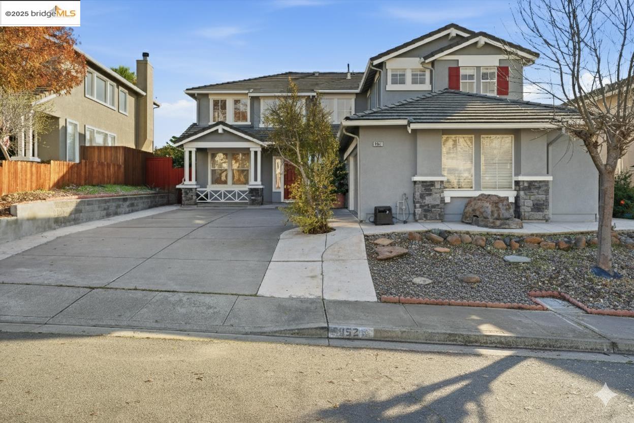 Detail Gallery Image 2 of 60 For 6857 Sunriver Ln, Vallejo,  CA 94591 - 4 Beds | 3 Baths