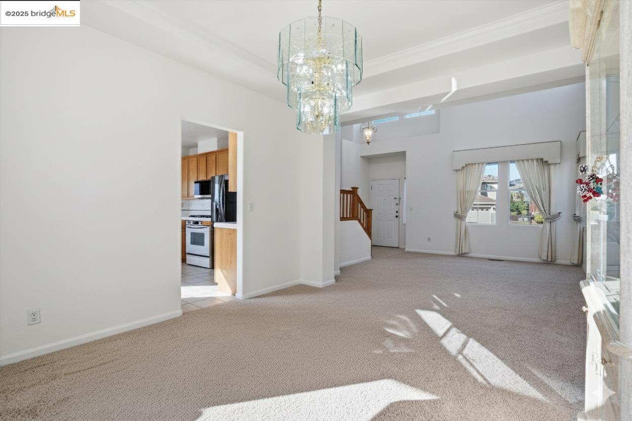 Detail Gallery Image 19 of 60 For 6857 Sunriver Ln, Vallejo,  CA 94591 - 4 Beds | 3 Baths