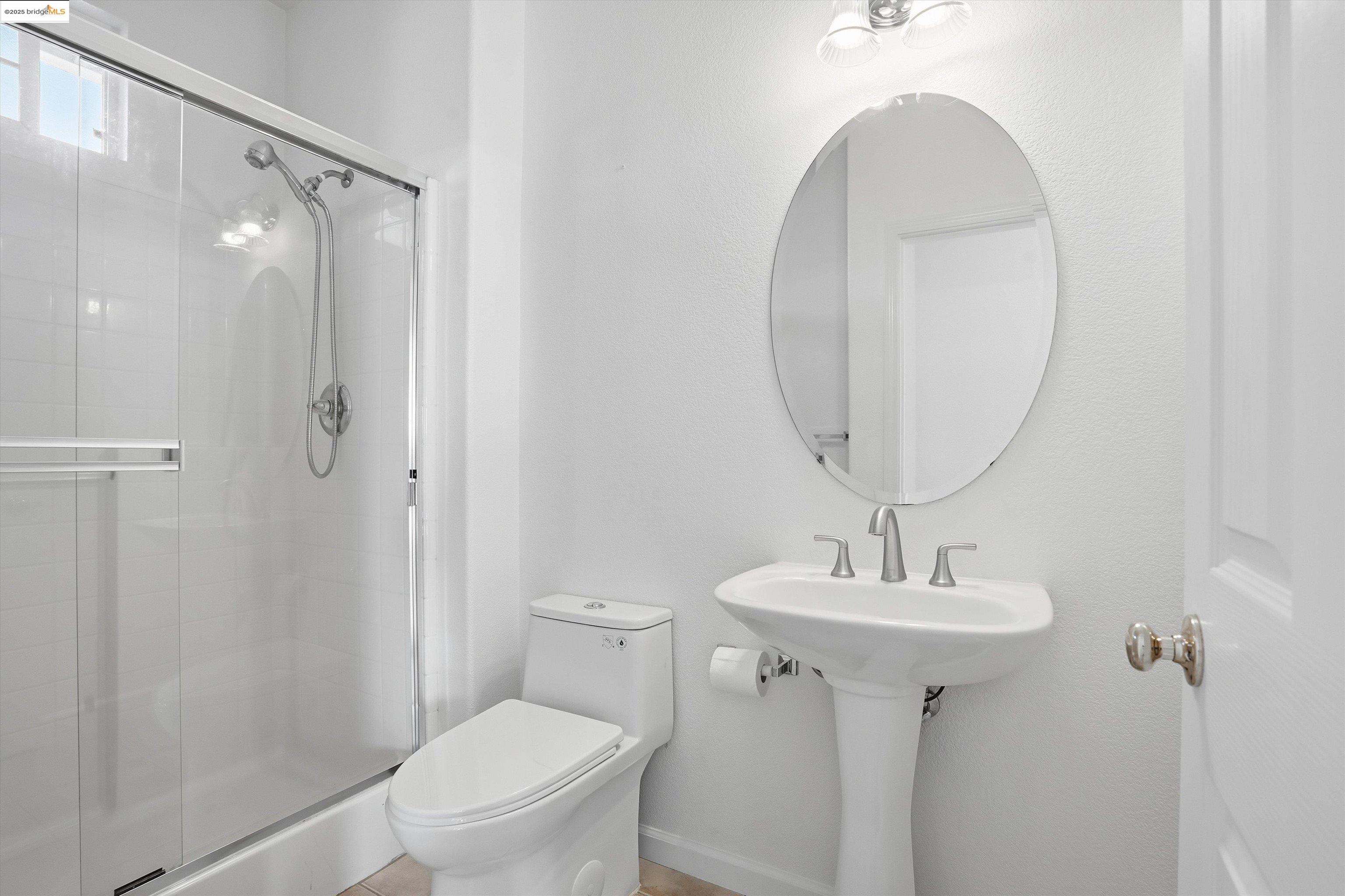 Detail Gallery Image 32 of 60 For 6857 Sunriver Ln, Vallejo,  CA 94591 - 4 Beds | 3 Baths