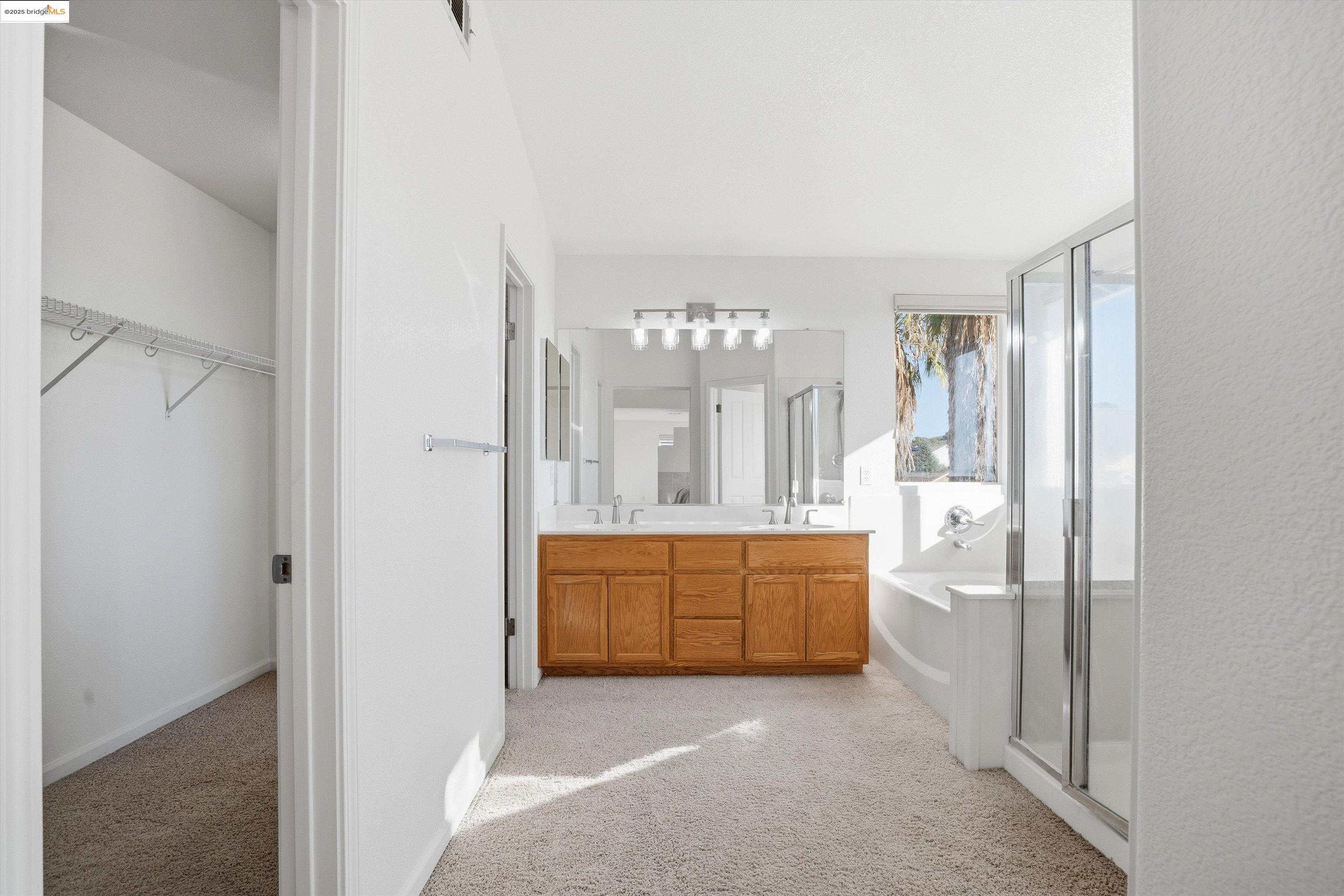 Detail Gallery Image 38 of 59 For 6857 Sunriver Ln, Vallejo,  CA 94591 - 4 Beds | 3 Baths