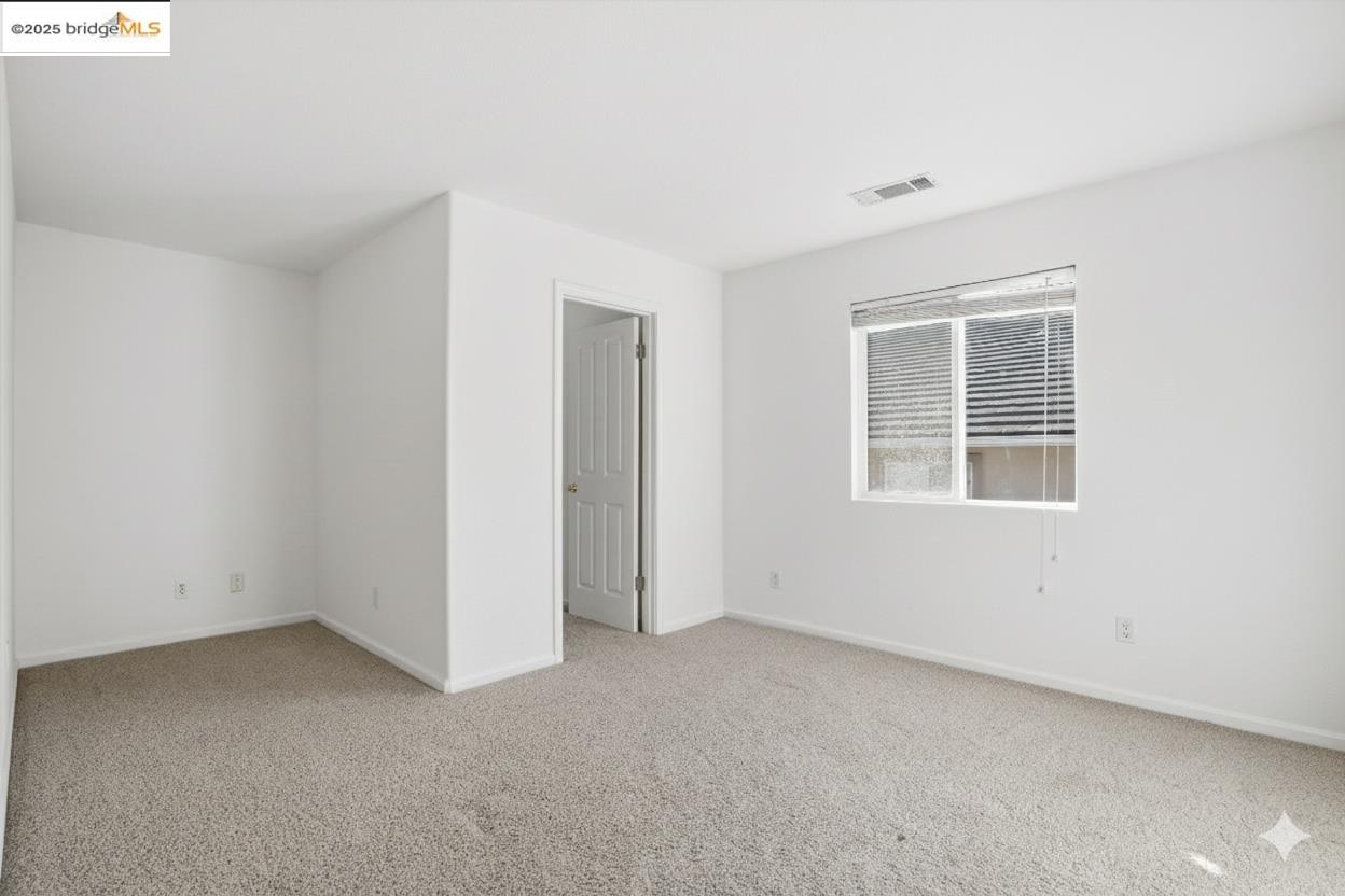 Detail Gallery Image 43 of 59 For 6857 Sunriver Ln, Vallejo,  CA 94591 - 4 Beds | 3 Baths