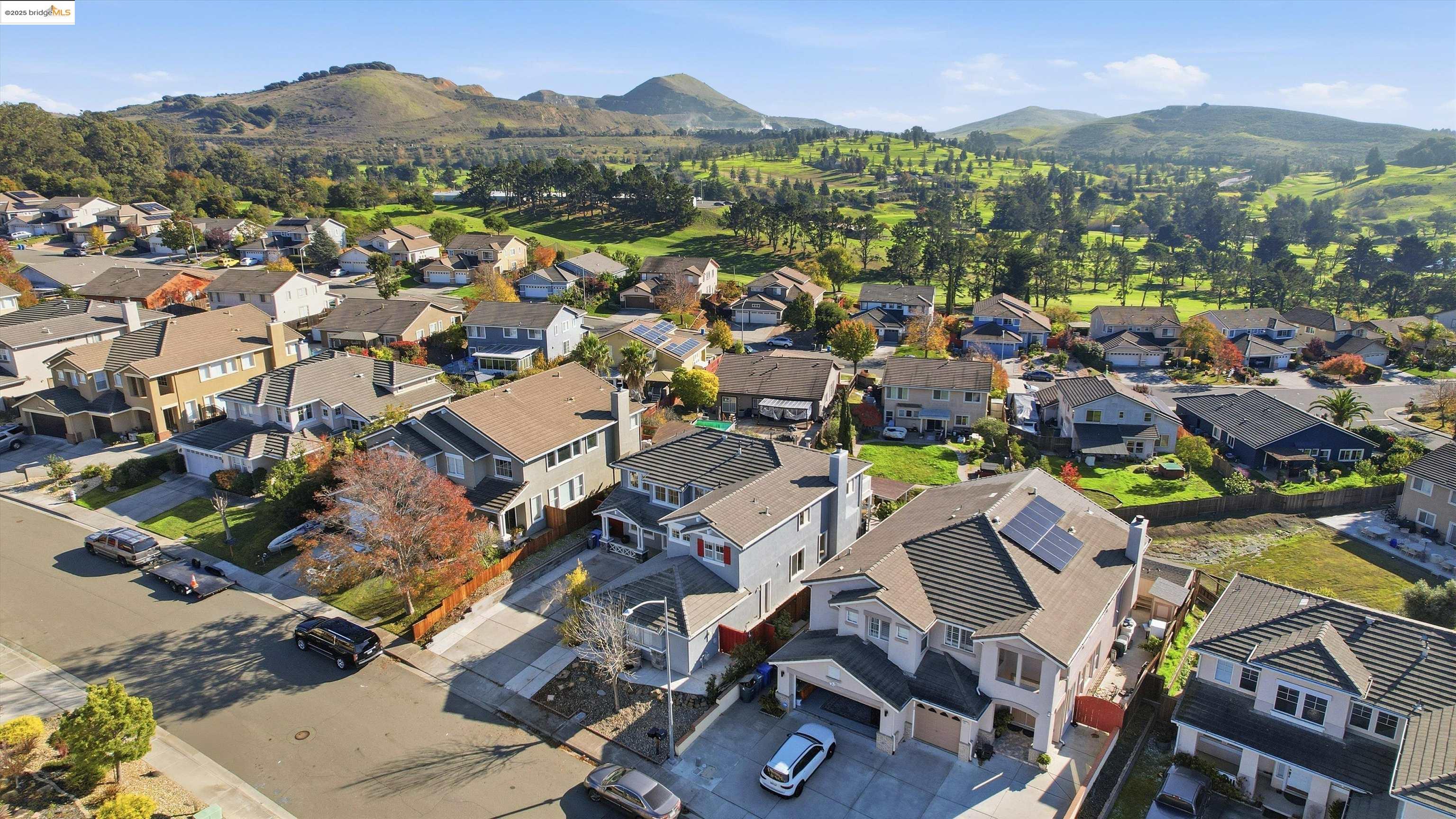 Detail Gallery Image 8 of 60 For 6857 Sunriver Ln, Vallejo,  CA 94591 - 4 Beds | 3 Baths