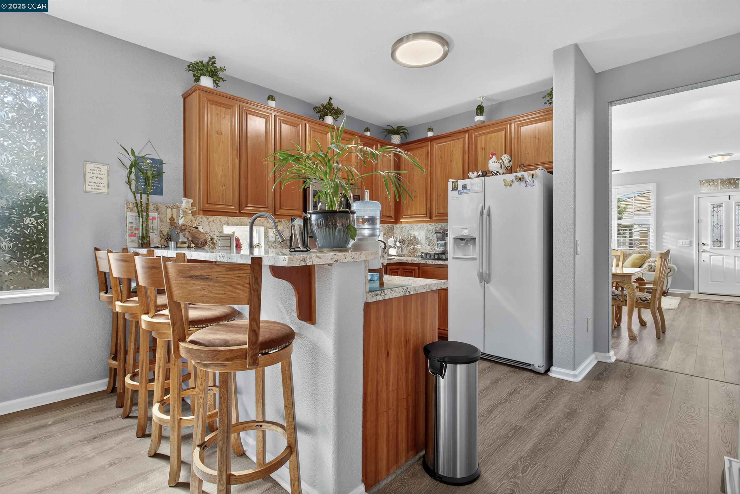 Detail Gallery Image 6 of 12 For 281 Black Amber Way, Brentwood,  CA 94513 - 2 Beds | 2 Baths