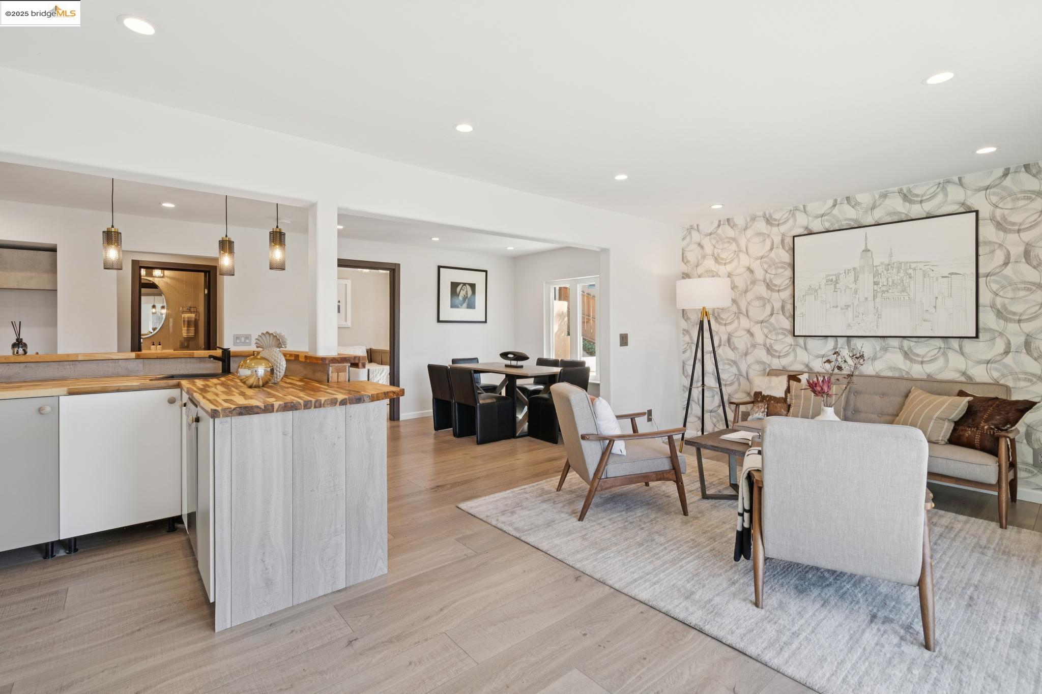 Detail Gallery Image 31 of 60 For 38 Lenelle Ct, Moraga,  CA 94556 - 6 Beds | 4/2 Baths