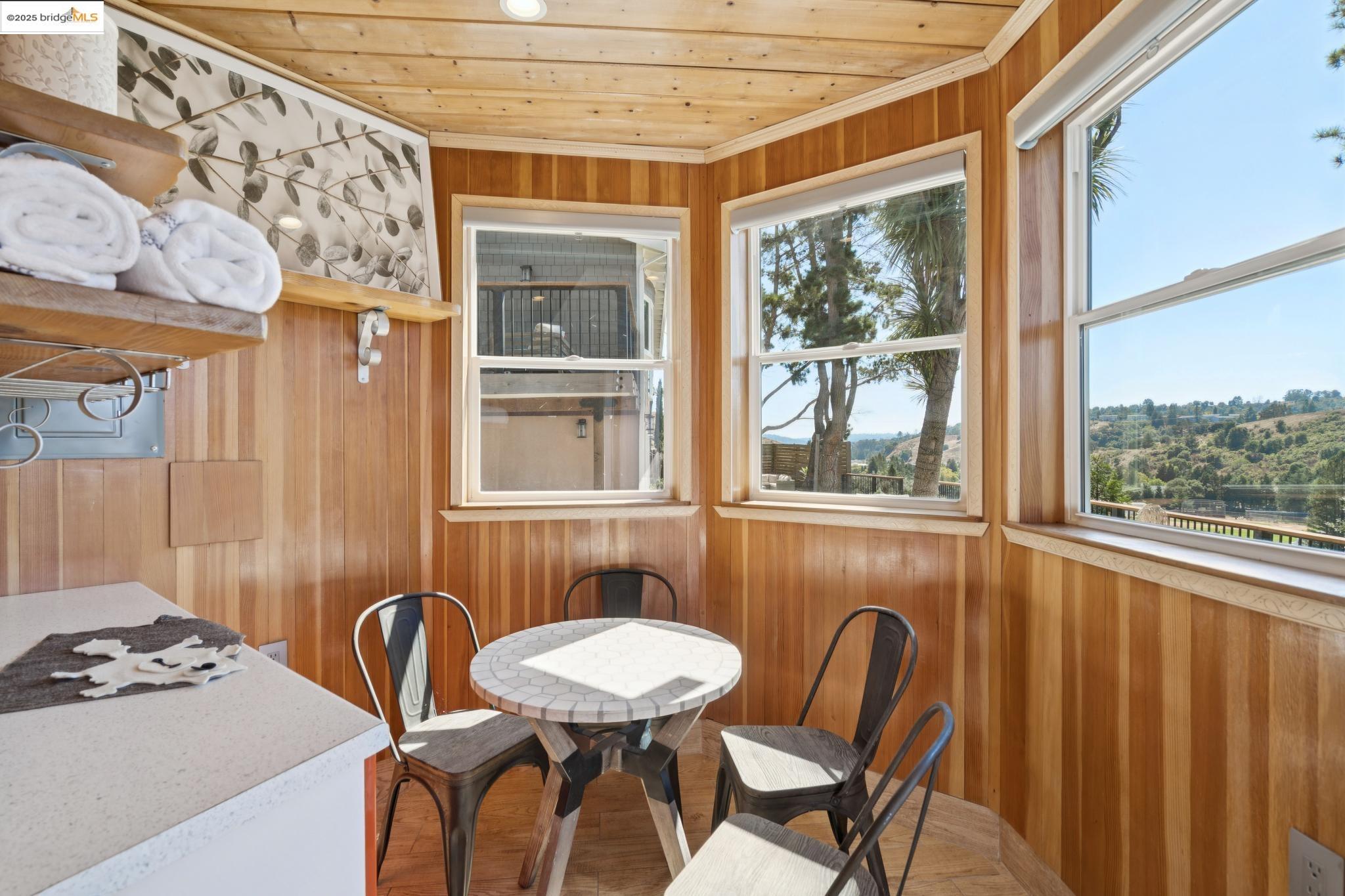 Detail Gallery Image 45 of 60 For 38 Lenelle Ct, Moraga,  CA 94556 - 6 Beds | 4/2 Baths