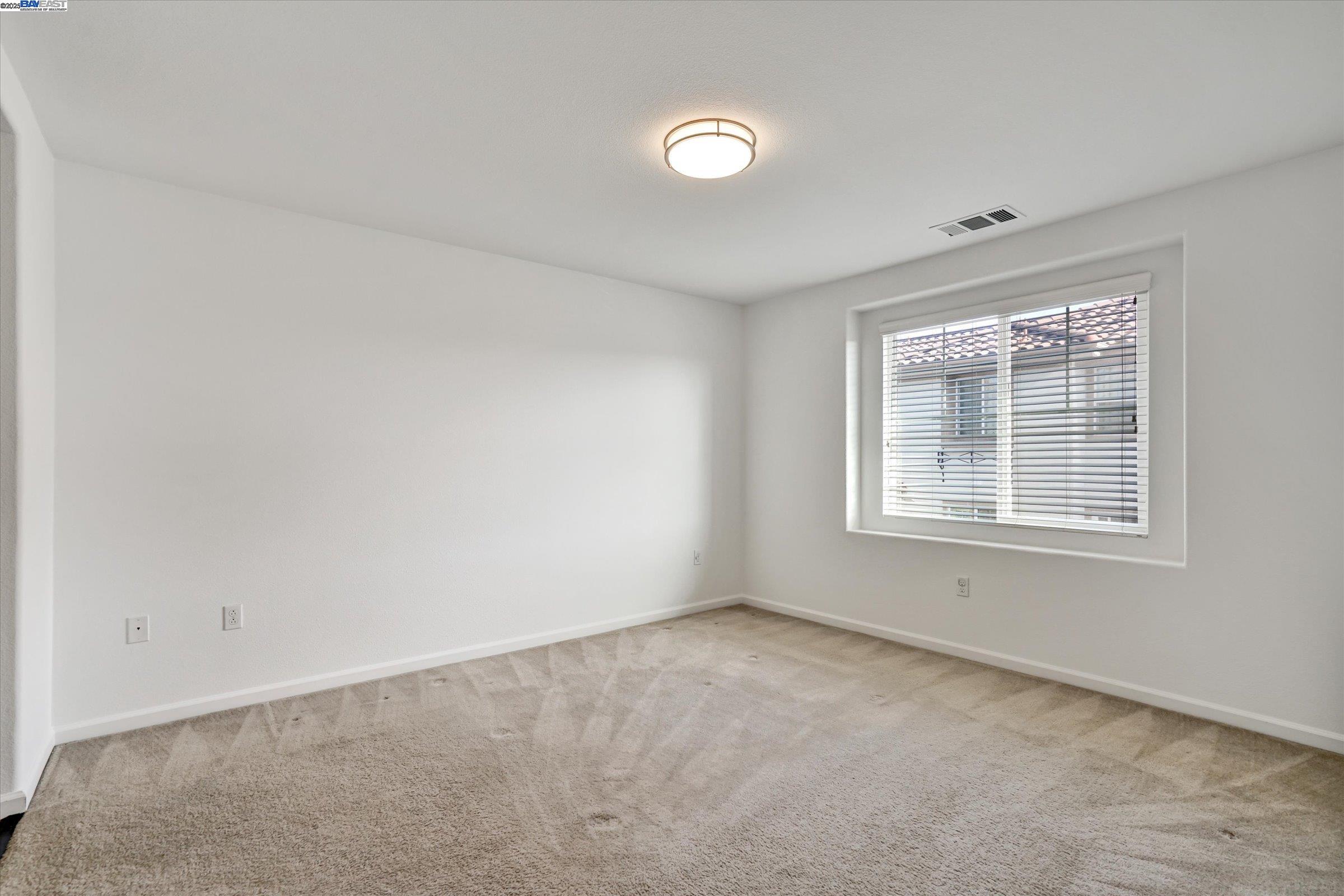 Detail Gallery Image 26 of 49 For 2890 Kew Ave #14,  Livermore,  CA 94551 - 2 Beds | 2/1 Baths