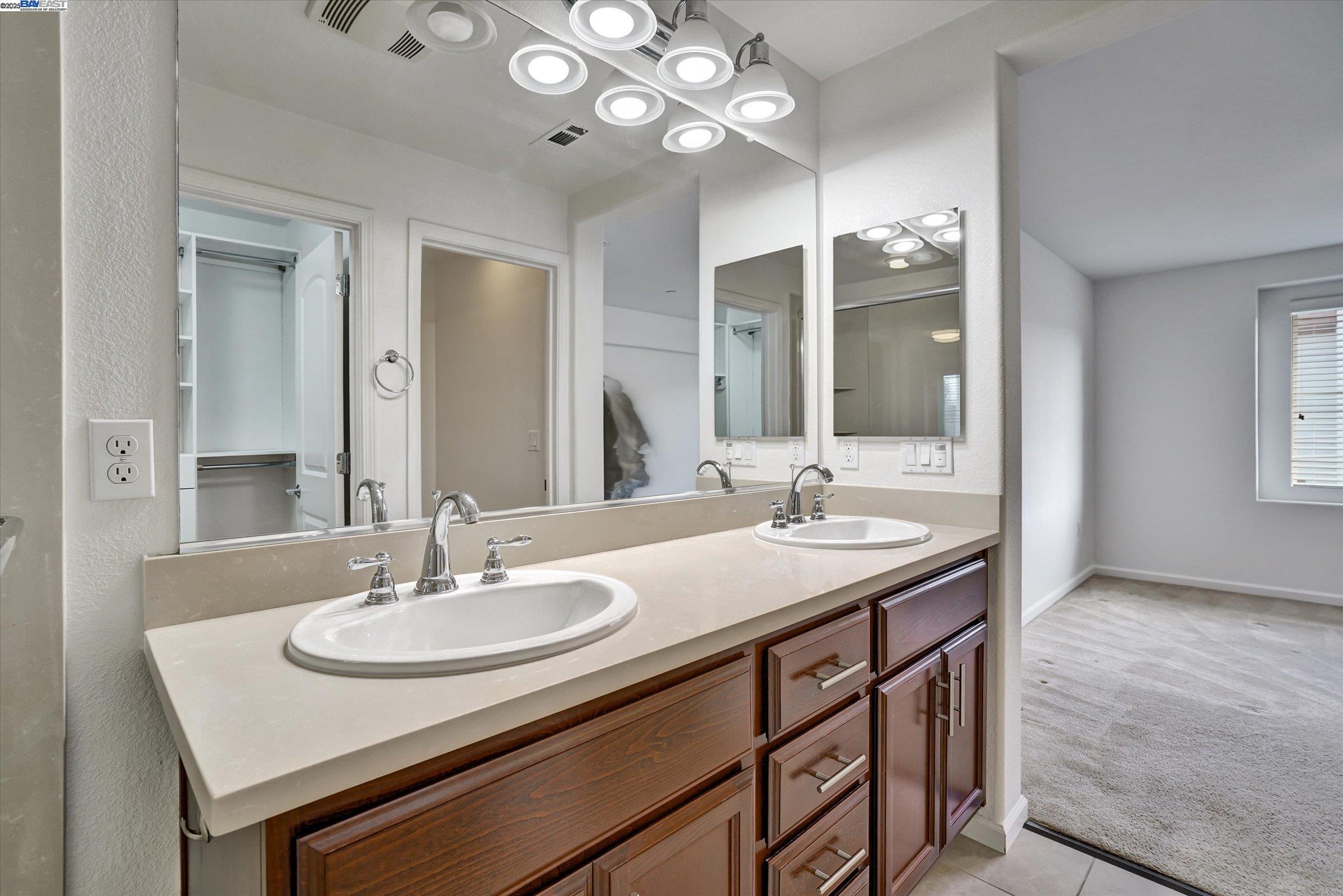Detail Gallery Image 33 of 49 For 2890 Kew Ave #14,  Livermore,  CA 94551 - 2 Beds | 2/1 Baths