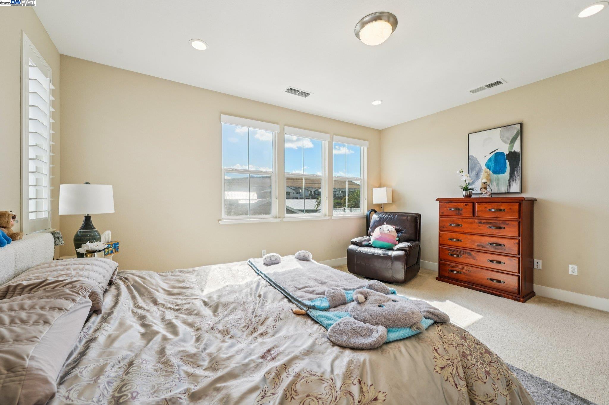 Detail Gallery Image 31 of 58 For 7213 Calistoga Ln, Dublin,  CA 94568 - 4 Beds | 3/1 Baths