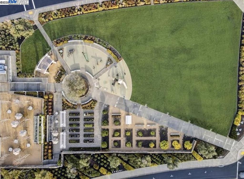 Detail Gallery Image 56 of 58 For 7213 Calistoga Ln, Dublin,  CA 94568 - 4 Beds | 3/1 Baths