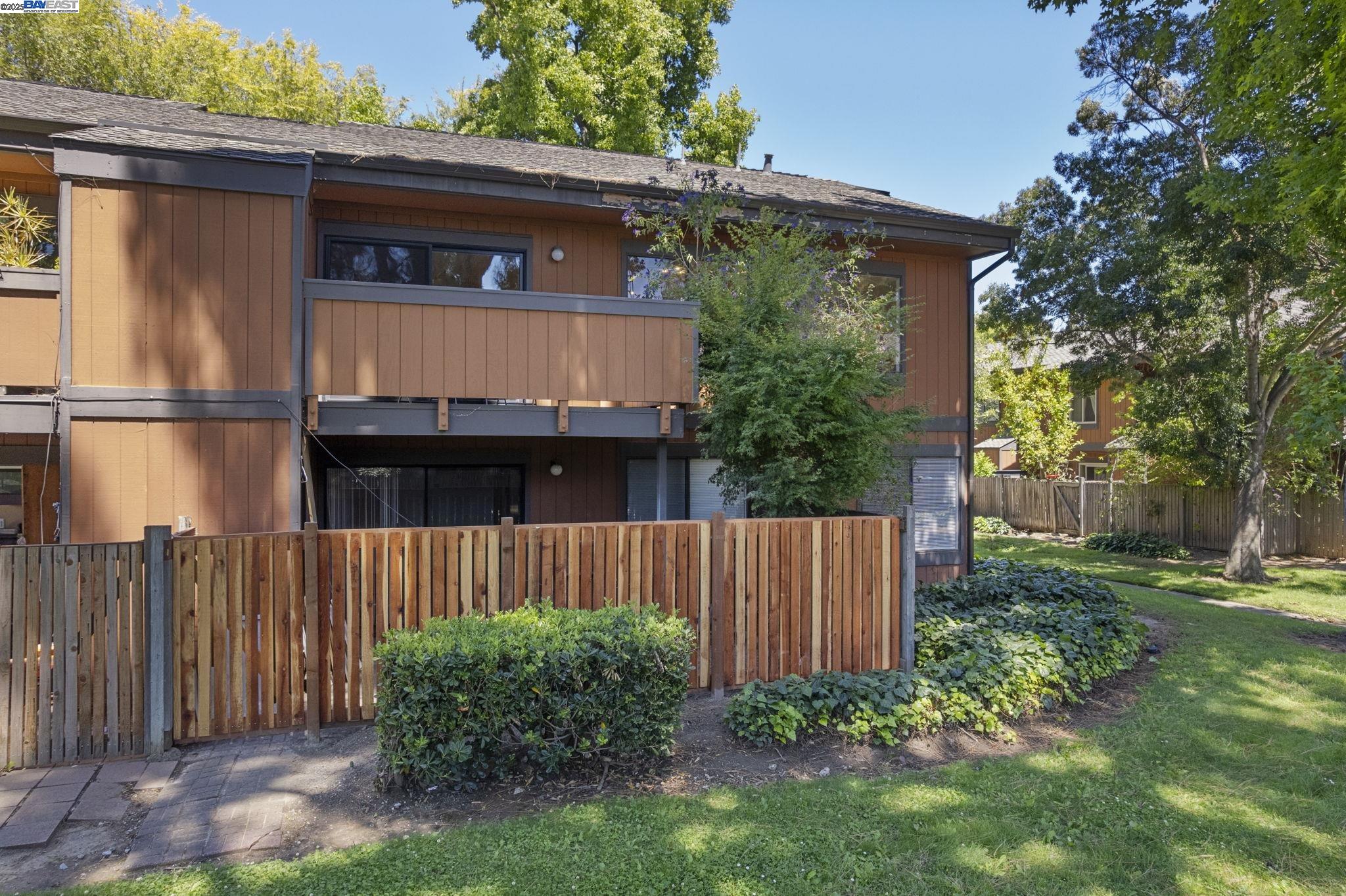 Detail Gallery Image 33 of 43 For 38623 Cherry Ln #148,  Fremont,  CA 94536 - 3 Beds | 2 Baths