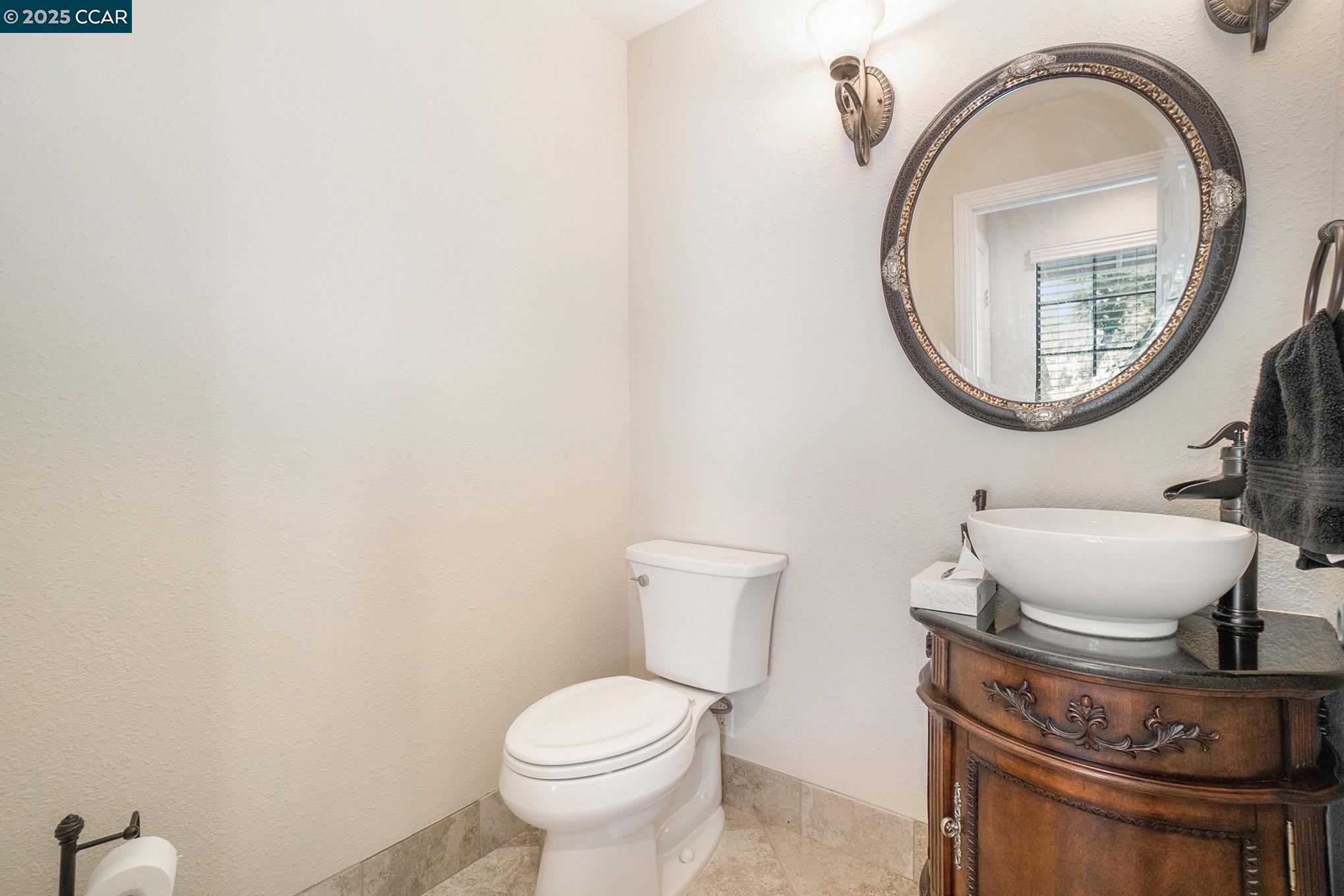 Detail Gallery Image 14 of 45 For 924 Flintrock Drive, Antioch,  CA 94509-6981 - 4 Beds | 2/1 Baths