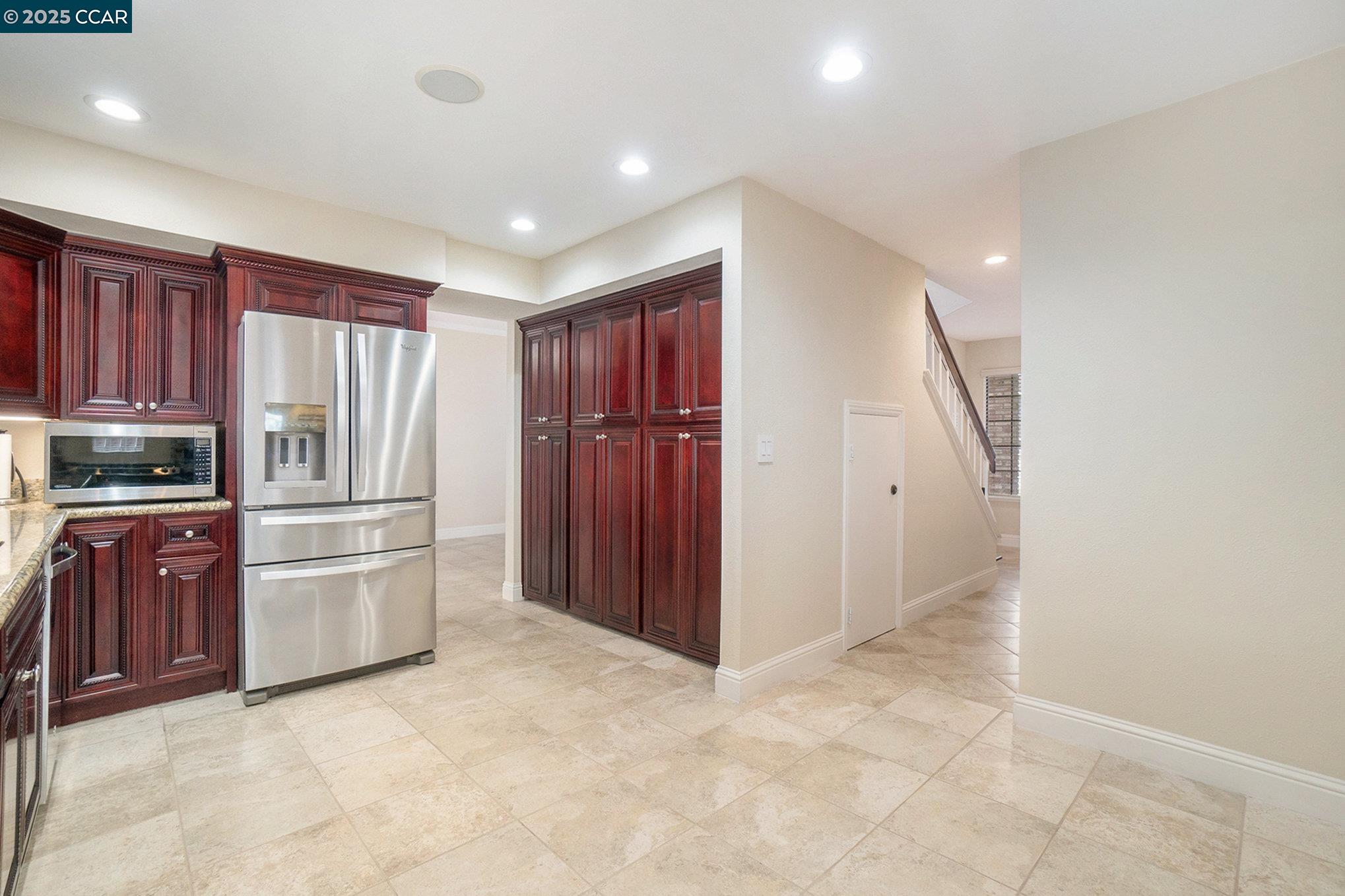 Detail Gallery Image 19 of 45 For 924 Flintrock Drive, Antioch,  CA 94509-6981 - 4 Beds | 2/1 Baths