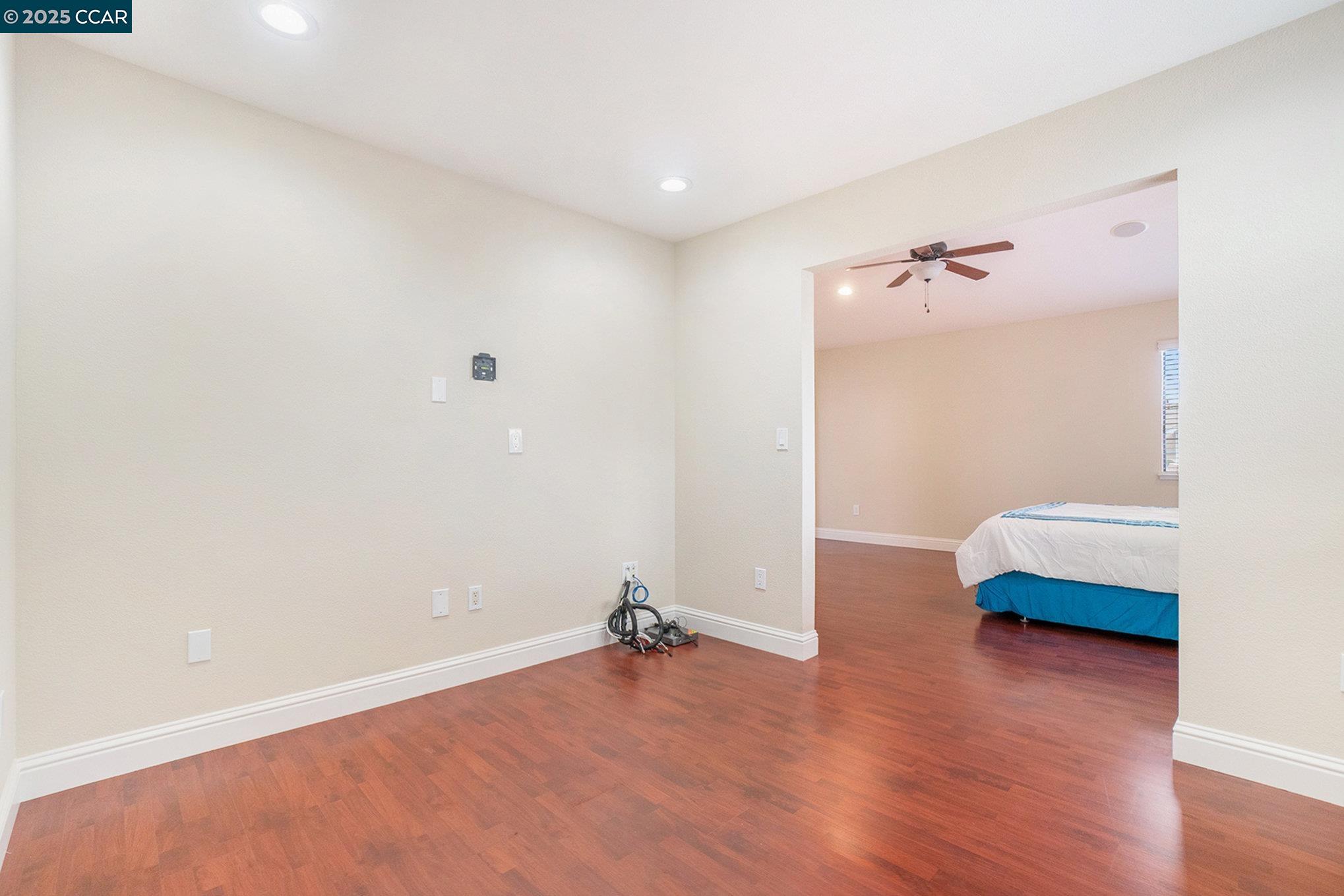 Detail Gallery Image 28 of 45 For 924 Flintrock Drive, Antioch,  CA 94509-6981 - 4 Beds | 2/1 Baths