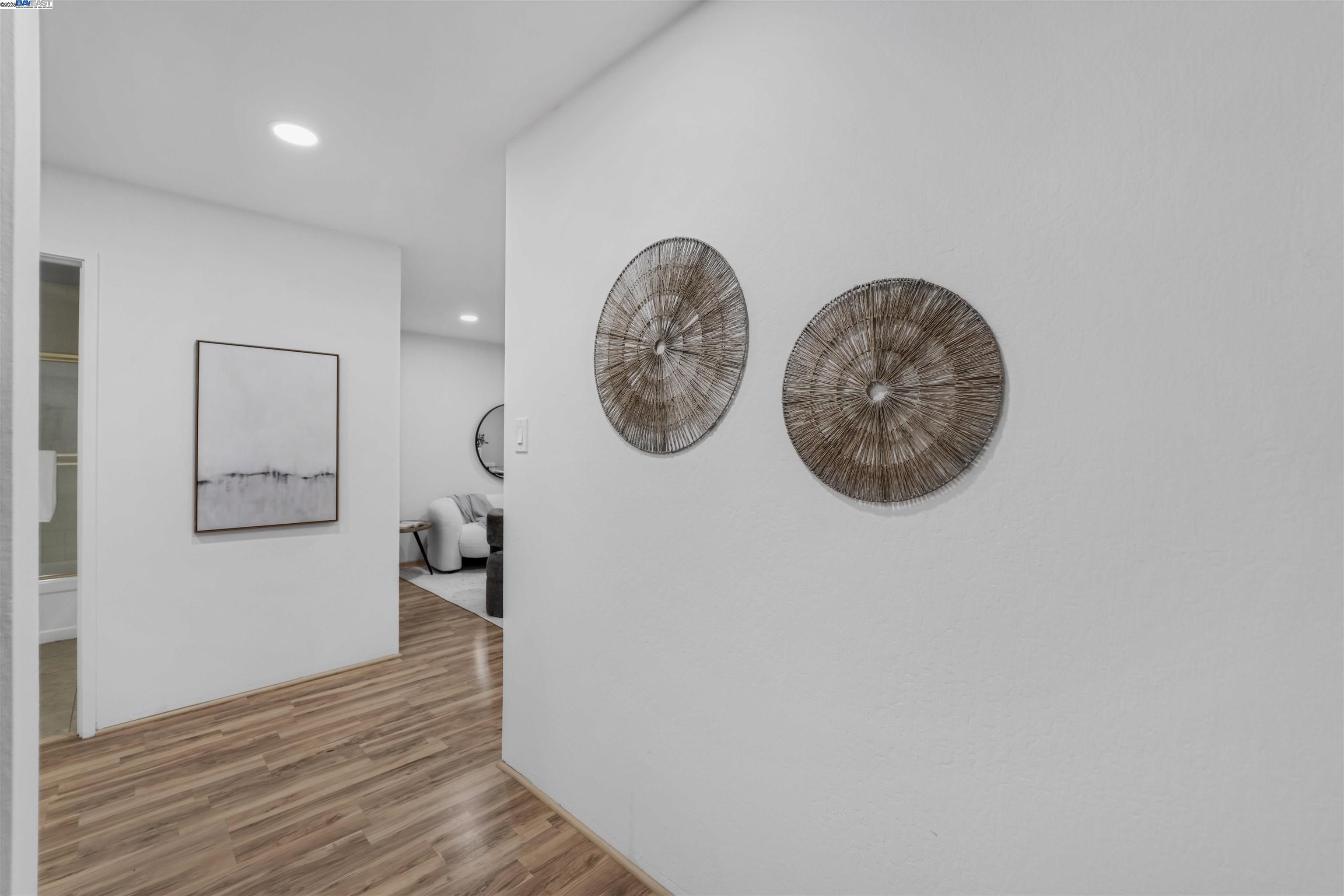 Detail Gallery Image 13 of 60 For 505 Cypress Point Dr #140,  Mountain View,  CA 94043 - 2 Beds | 1 Baths