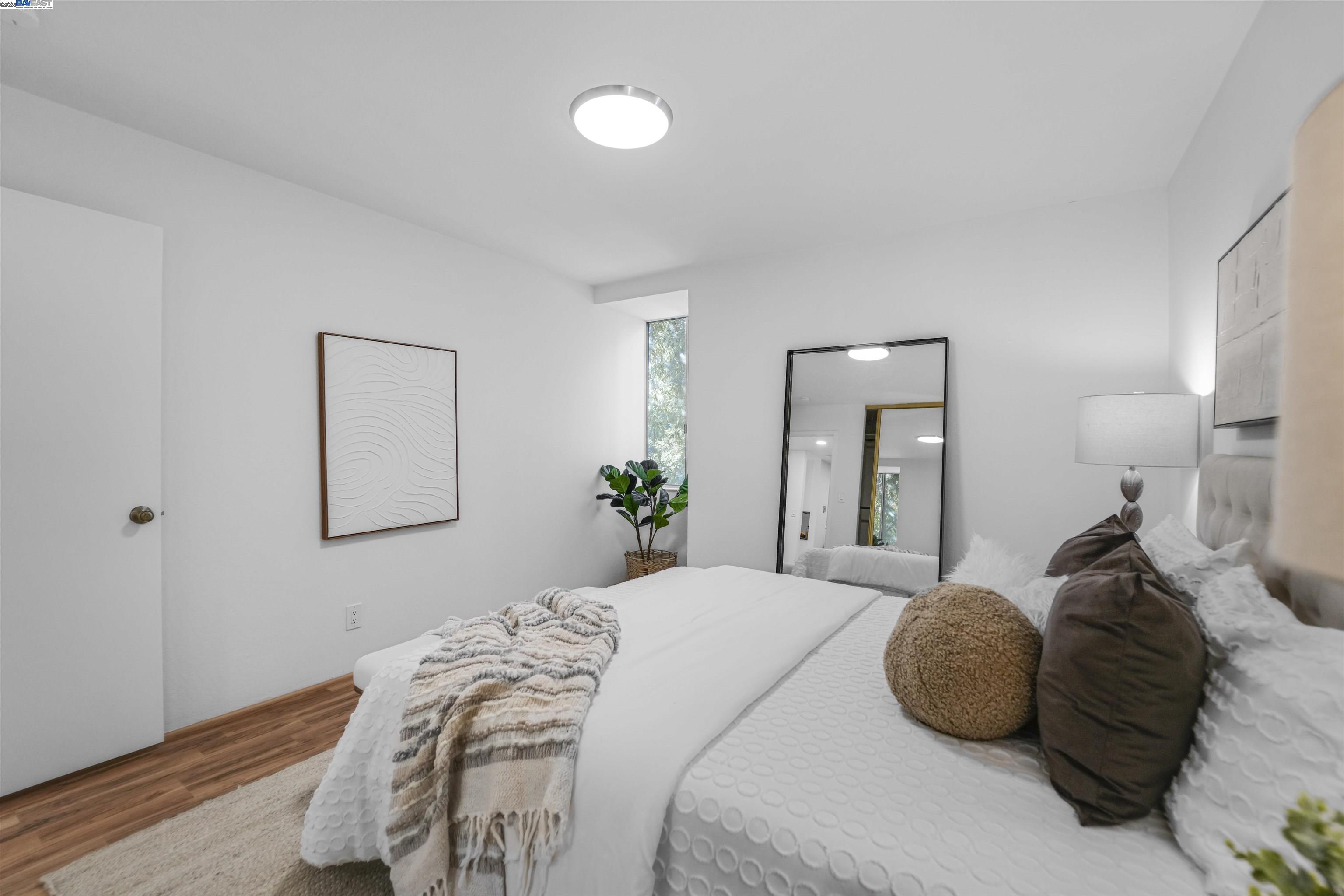 Detail Gallery Image 24 of 60 For 505 Cypress Point Dr #140,  Mountain View,  CA 94043 - 2 Beds | 1 Baths