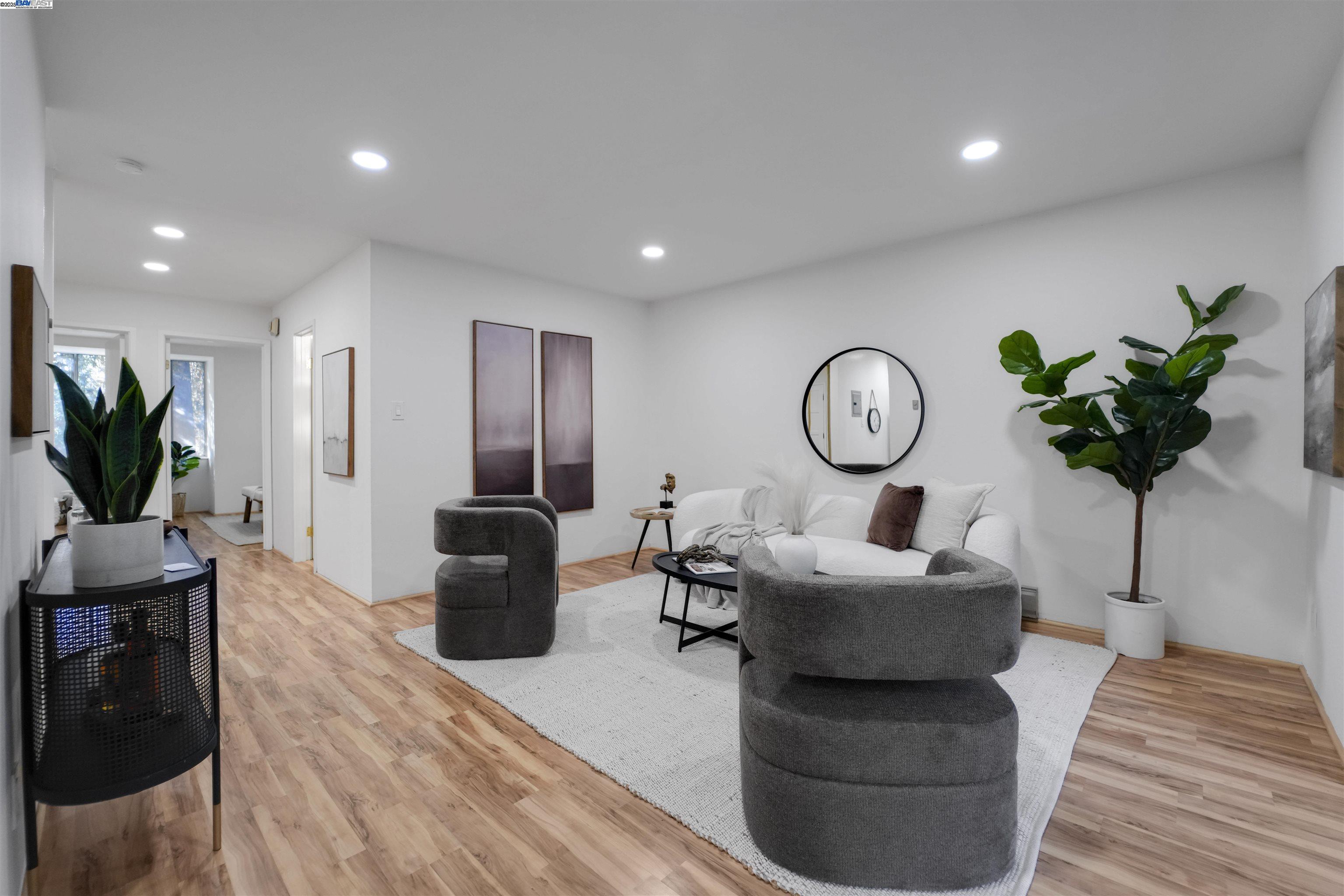 Detail Gallery Image 31 of 60 For 505 Cypress Point Dr #140,  Mountain View,  CA 94043 - 2 Beds | 1 Baths