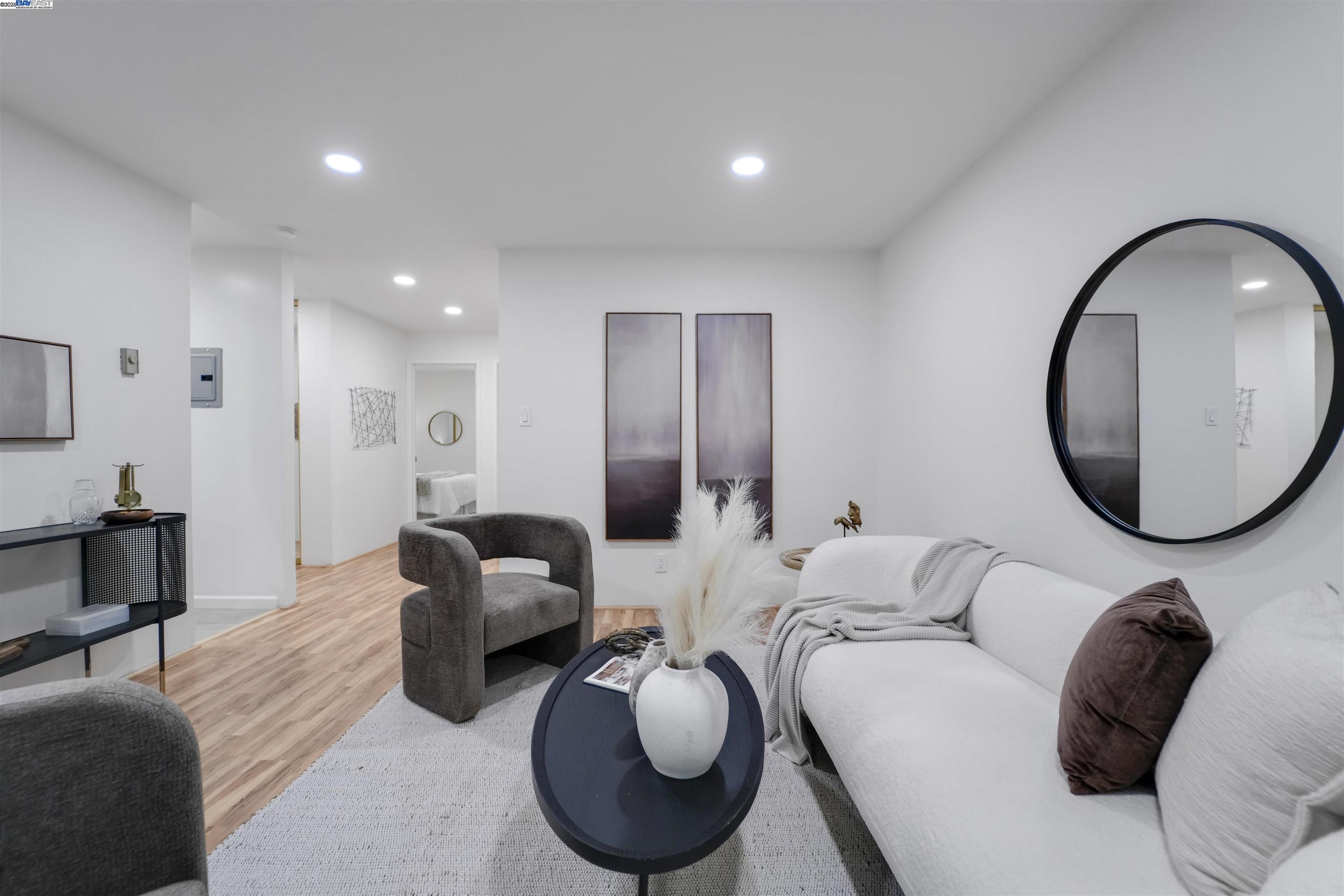 Detail Gallery Image 32 of 60 For 505 Cypress Point Dr #140,  Mountain View,  CA 94043 - 2 Beds | 1 Baths