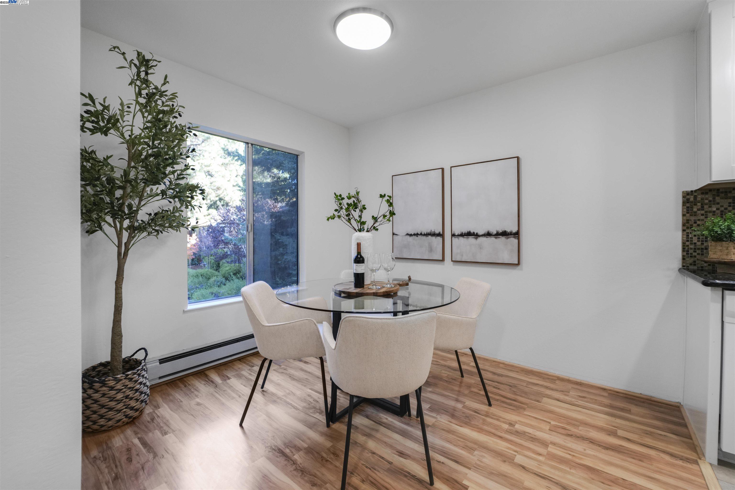 Detail Gallery Image 43 of 60 For 505 Cypress Point Dr #140,  Mountain View,  CA 94043 - 2 Beds | 1 Baths