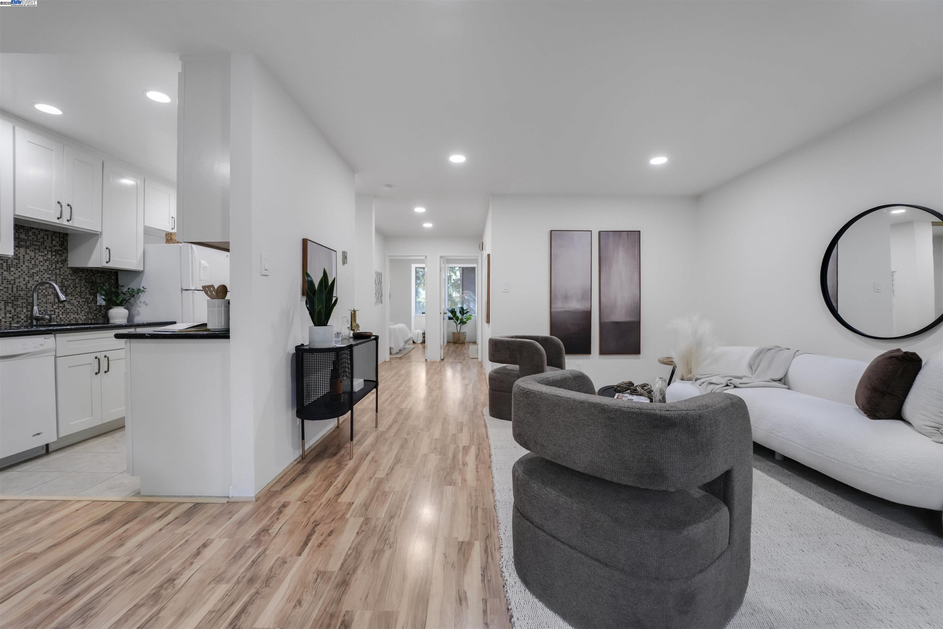 Detail Gallery Image 46 of 60 For 505 Cypress Point Dr #140,  Mountain View,  CA 94043 - 2 Beds | 1 Baths