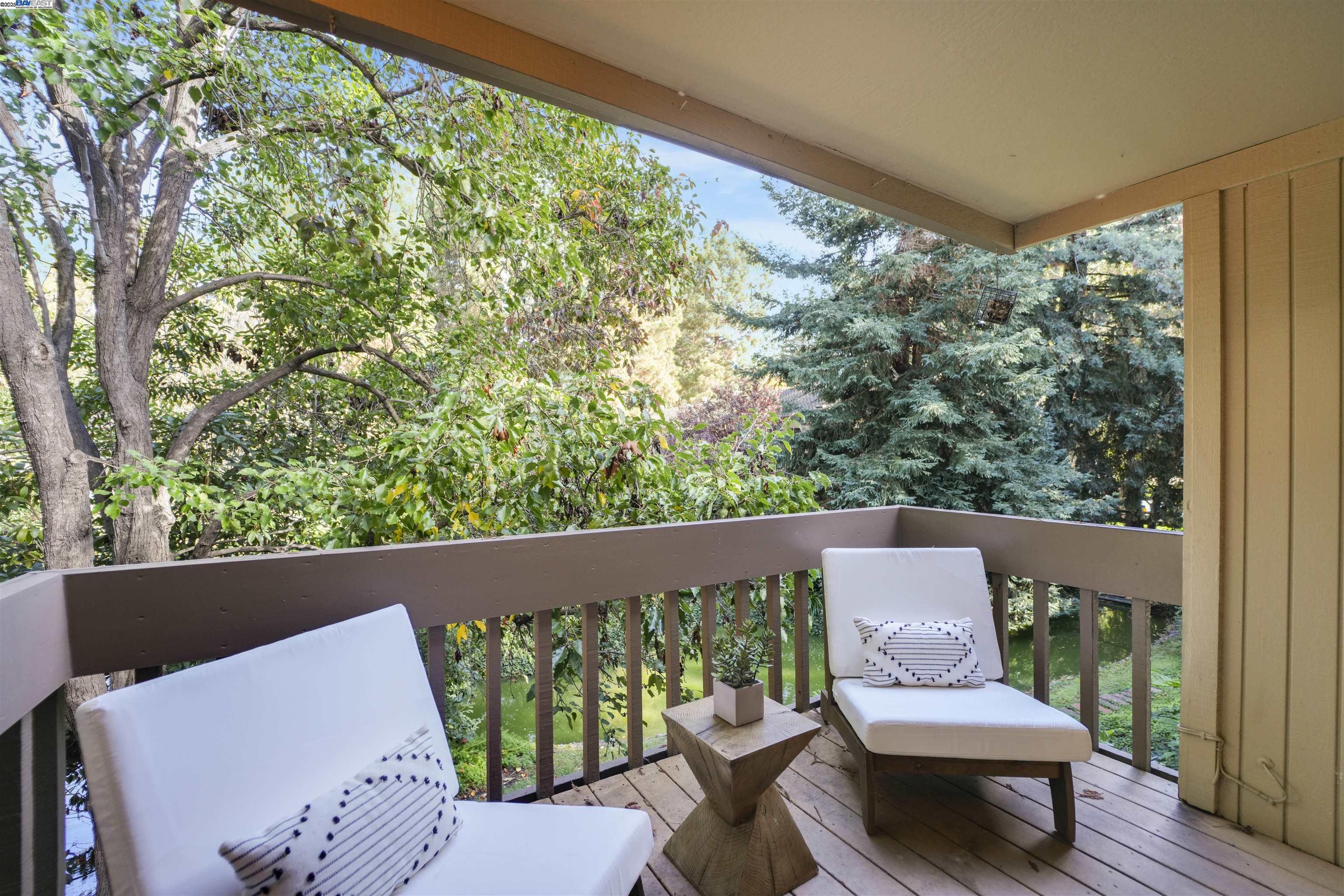 Detail Gallery Image 52 of 60 For 505 Cypress Point Dr #140,  Mountain View,  CA 94043 - 2 Beds | 1 Baths