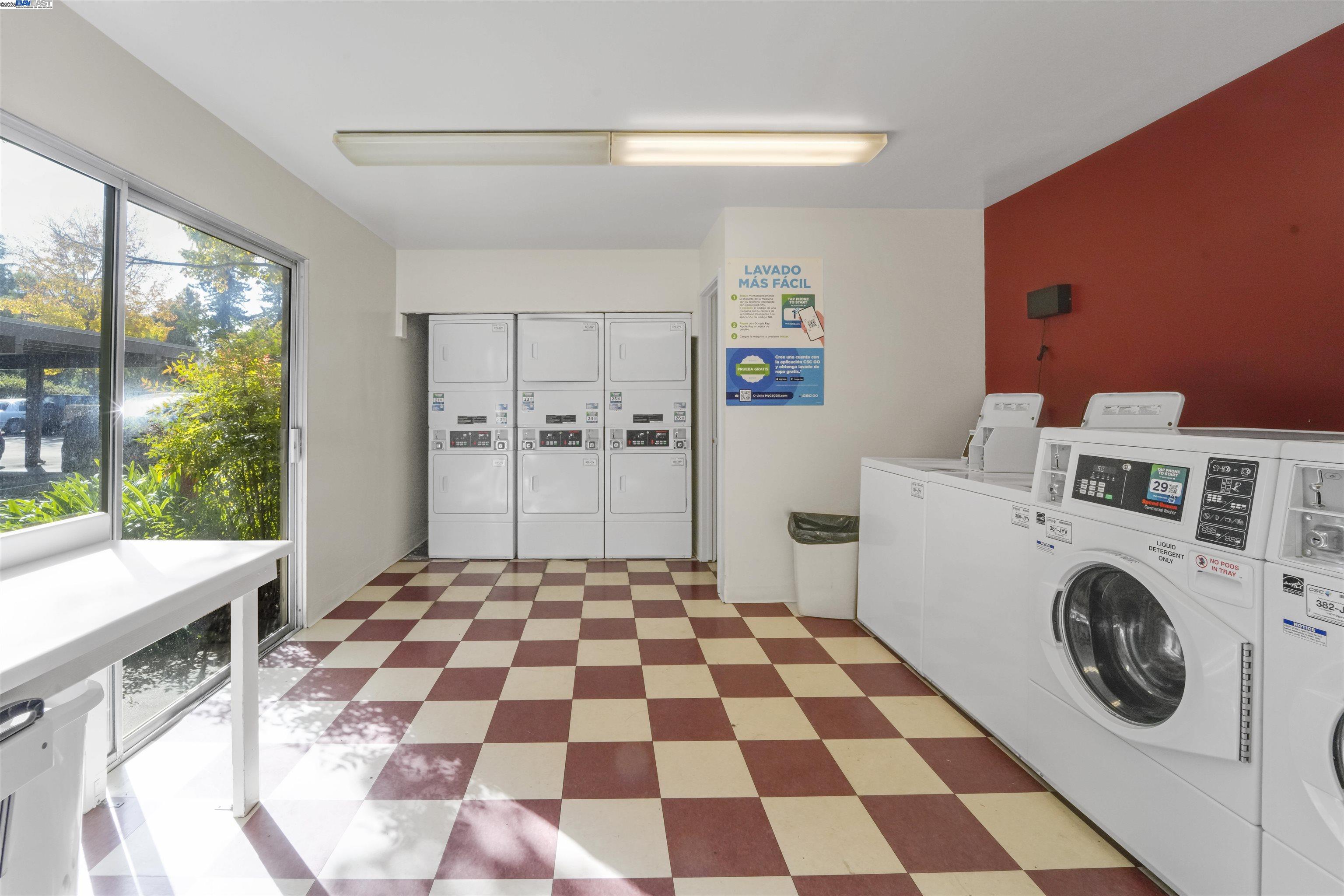 Detail Gallery Image 59 of 60 For 505 Cypress Point Dr #140,  Mountain View,  CA 94043 - 2 Beds | 1 Baths