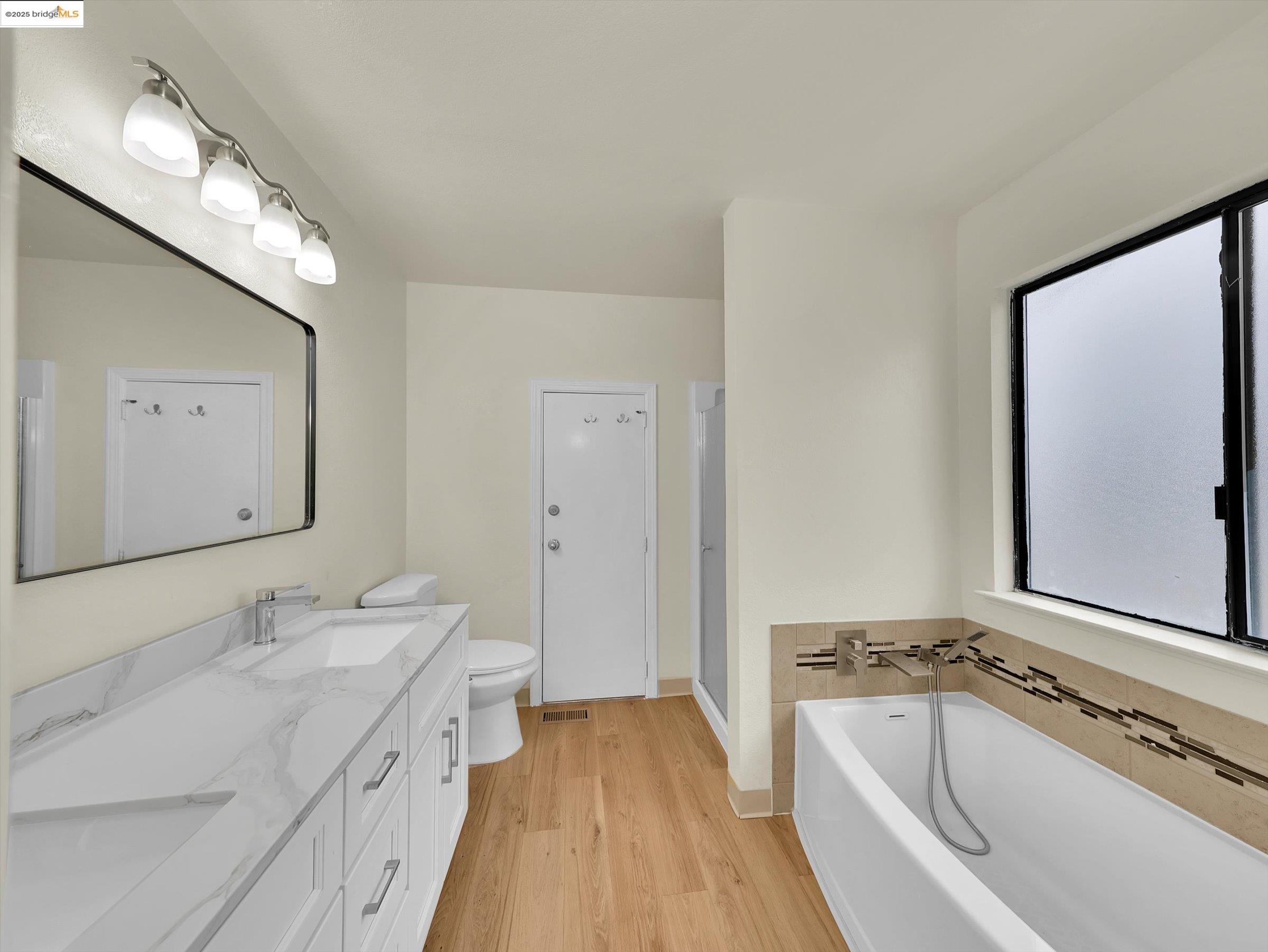 Detail Gallery Image 16 of 29 For 425 Sandy Hill Ct, Antioch,  CA 94509 - 4 Beds | 2/1 Baths