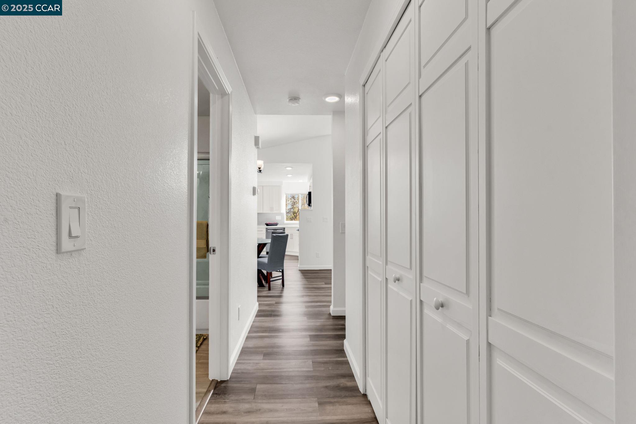 Detail Gallery Image 22 of 52 For 253 Florence Ct, Hercules,  CA 94547 - 2 Beds | 2 Baths