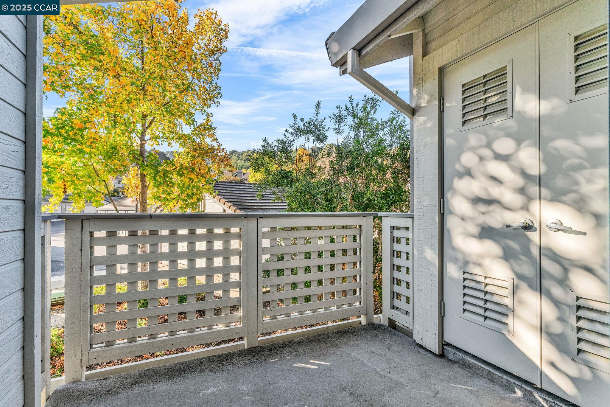 Detail Gallery Image 25 of 52 For 253 Florence Ct, Hercules,  CA 94547 - 2 Beds | 2 Baths