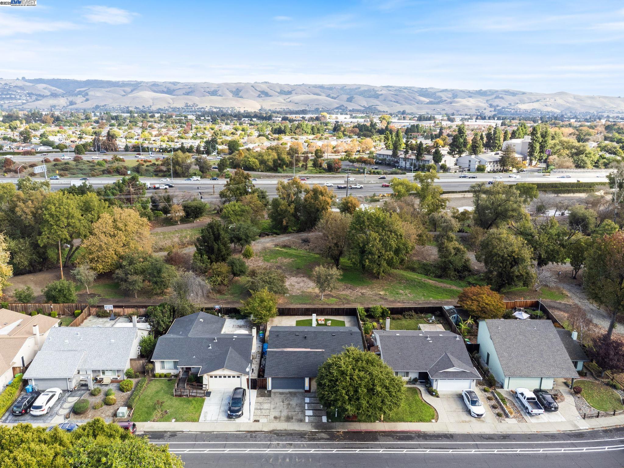 Detail Gallery Image 34 of 39 For 31314 San Andreas Dr, Union City,  CA 94587 - 3 Beds | 2 Baths