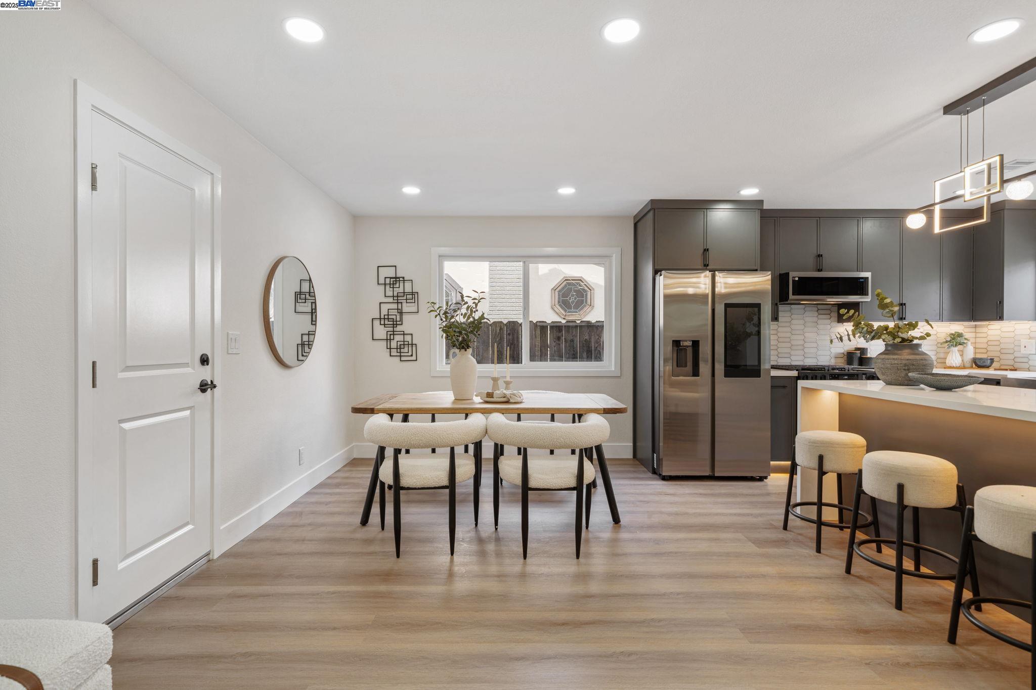 Detail Gallery Image 7 of 39 For 31314 San Andreas Dr, Union City,  CA 94587 - 3 Beds | 2 Baths