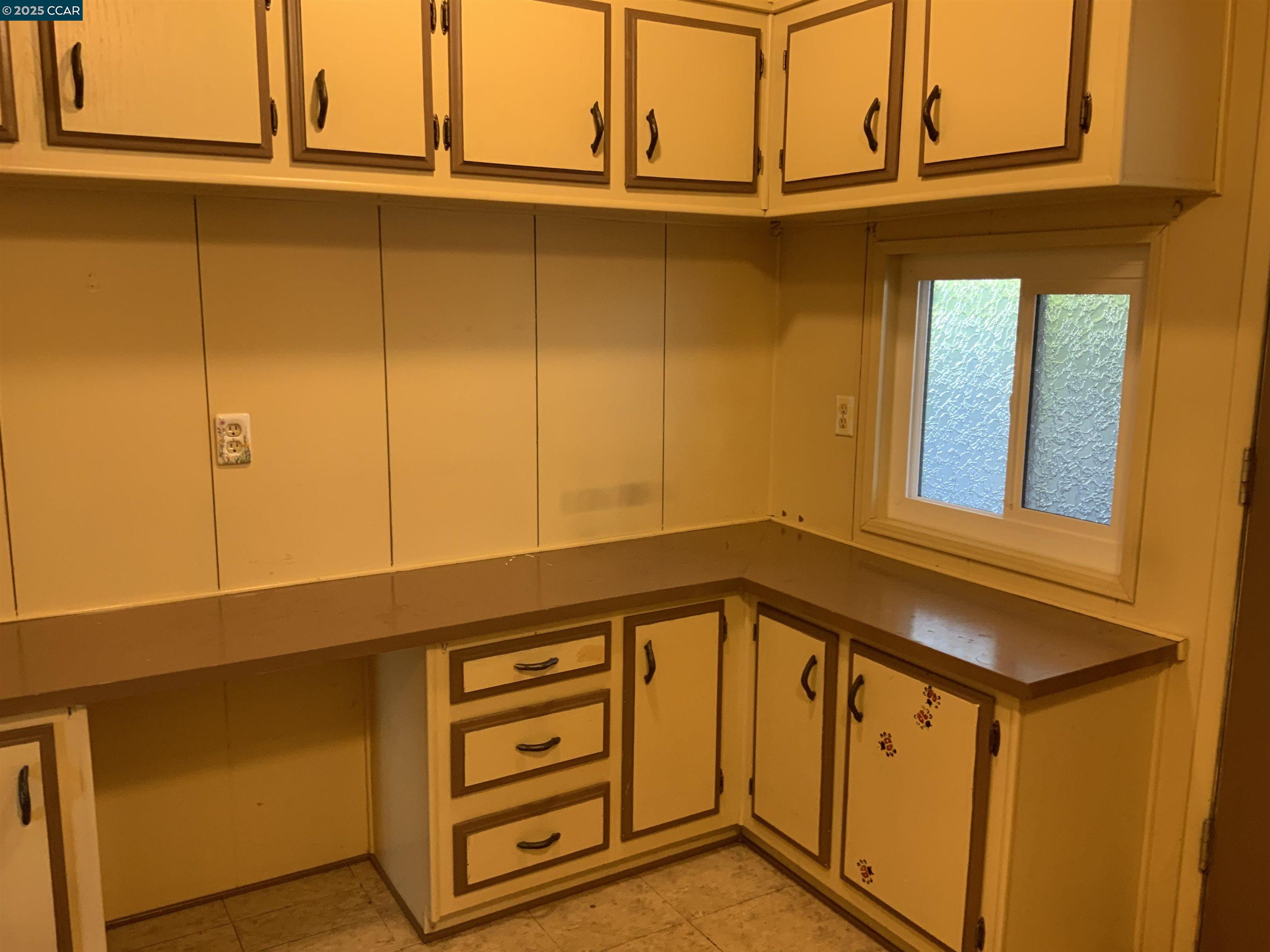 Detail Gallery Image 24 of 29 For 202 Queens Way, Pittsburg,  CA 94565-0000 - 2 Beds | 2 Baths