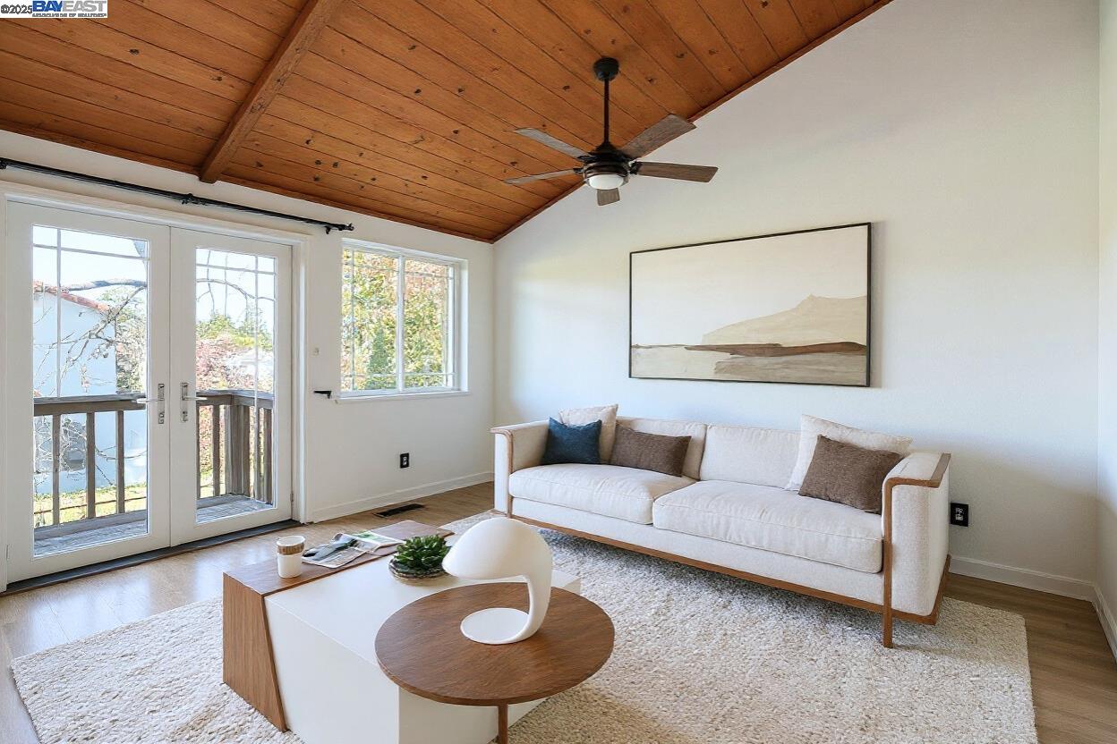 Detail Gallery Image 20 of 48 For 1820 Dalessi Ln, Pinole,  CA 94564 - 2 Beds | 2/1 Baths